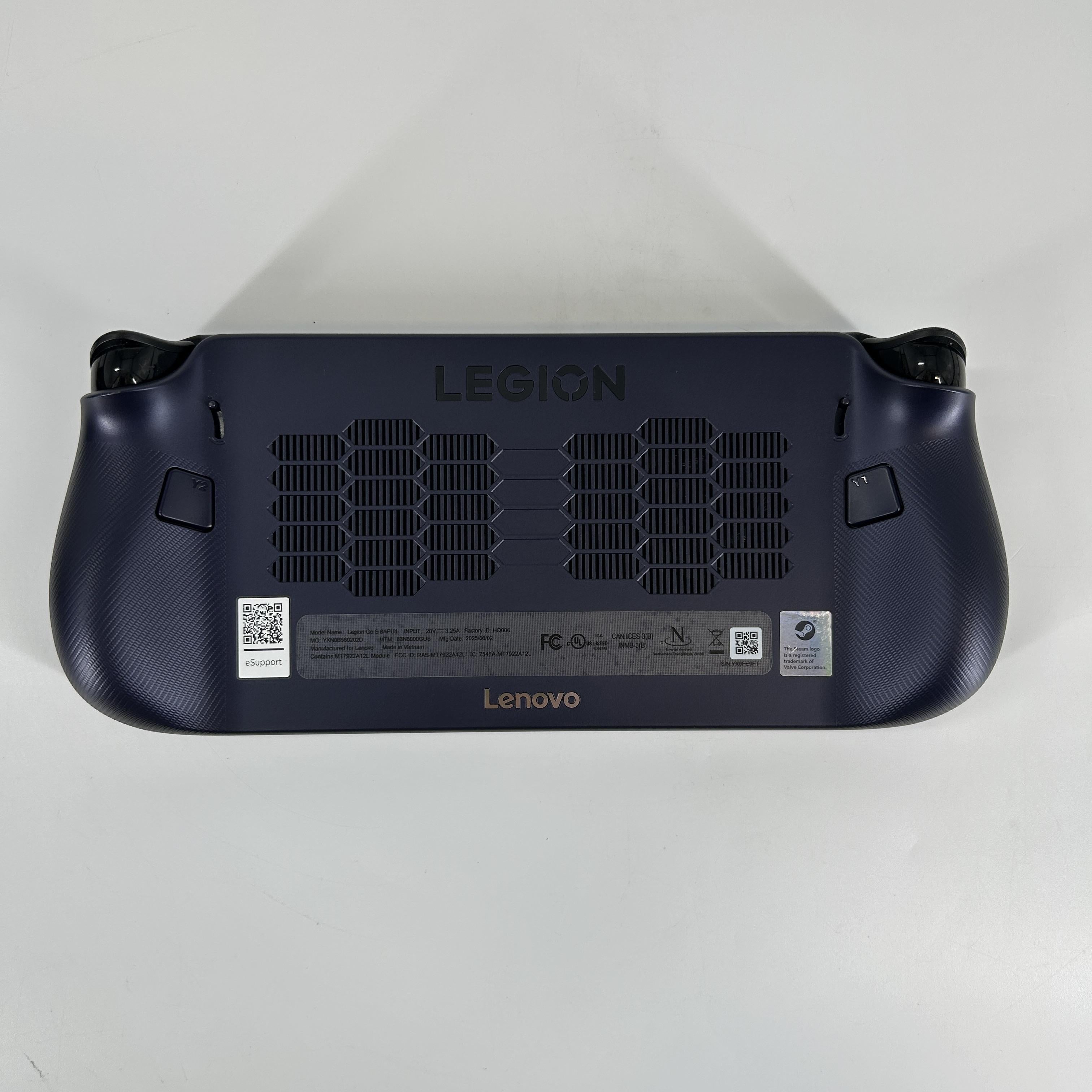 Lenovo Legion Go S Nebula Nocturne AMD Ryzen Z1 Extreme 32GB RAM 1TB Solid State Drive