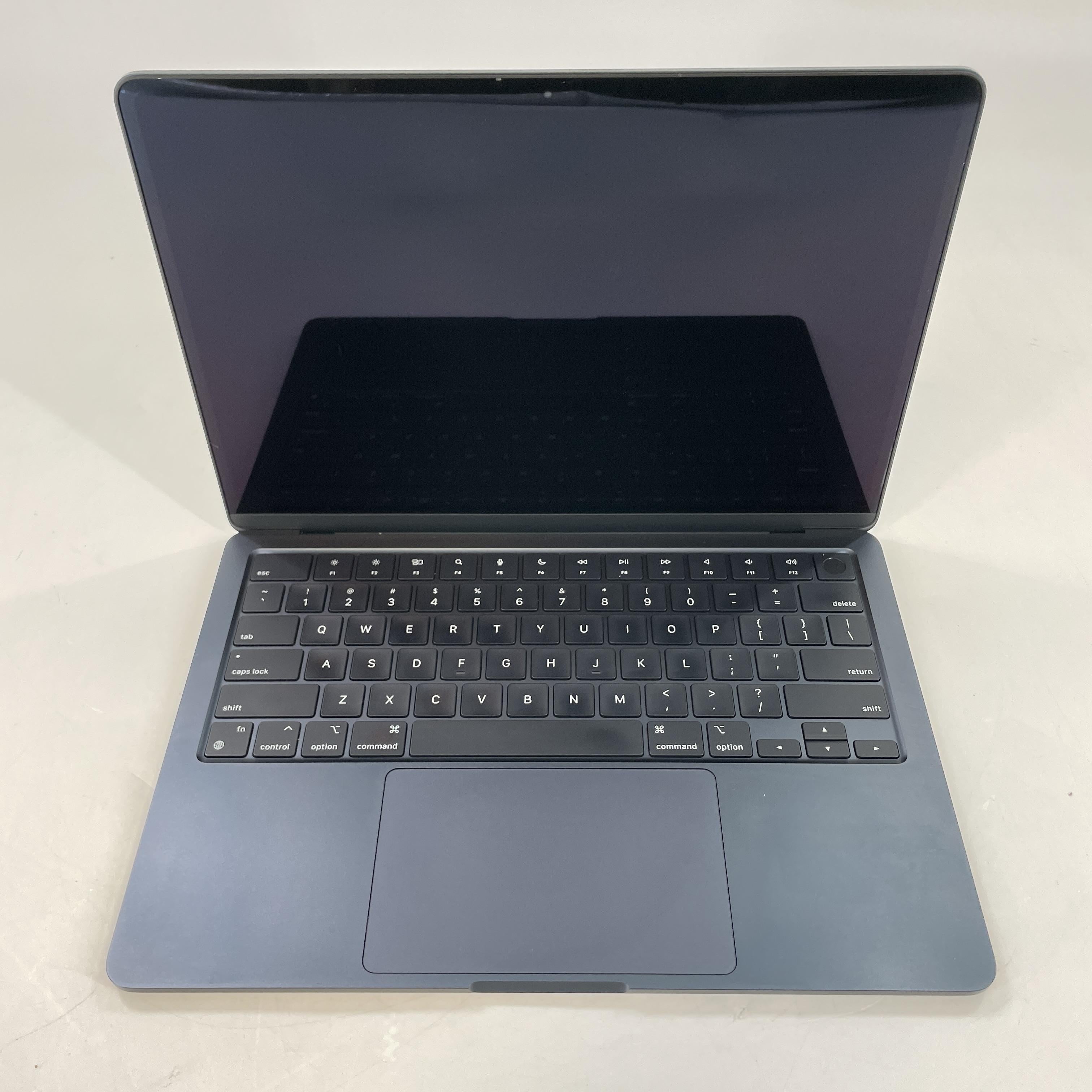 MacBook Air 13 2022 Blue 3.49 GHz M2 8-Core CPU 8GB Unified Memory 256GB Solid State Drive 8-Core GPU