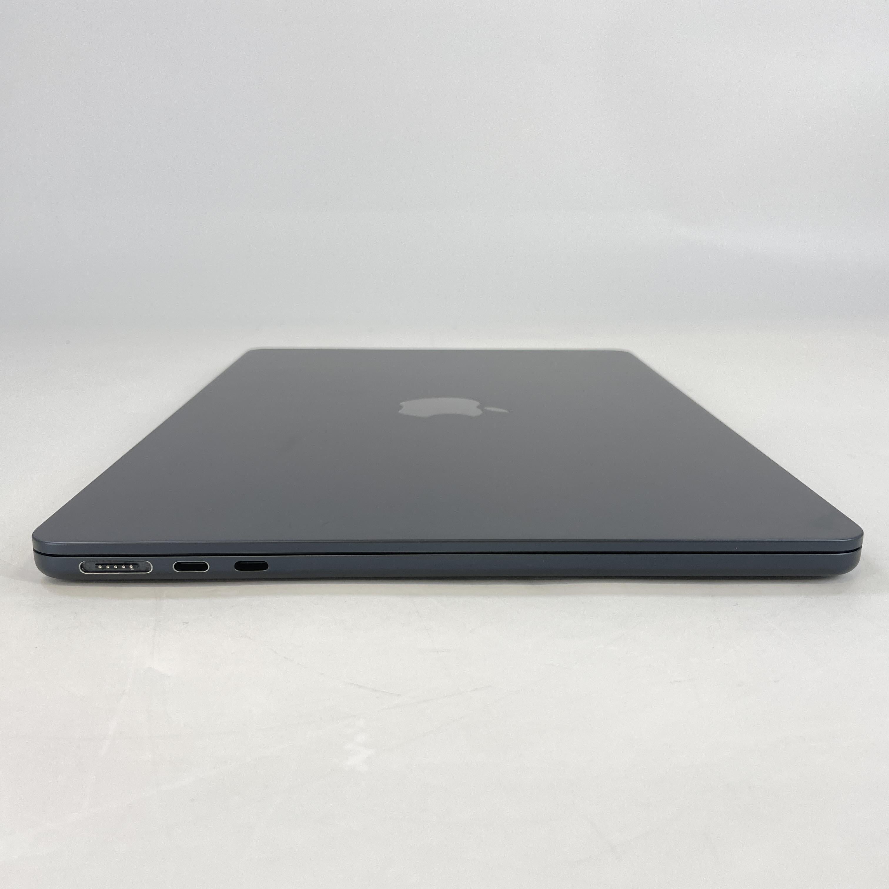 MacBook Air 13 2022 Blue 3.49 GHz M2 8-Core CPU 8GB Unified Memory 256GB Solid State Drive 8-Core GPU