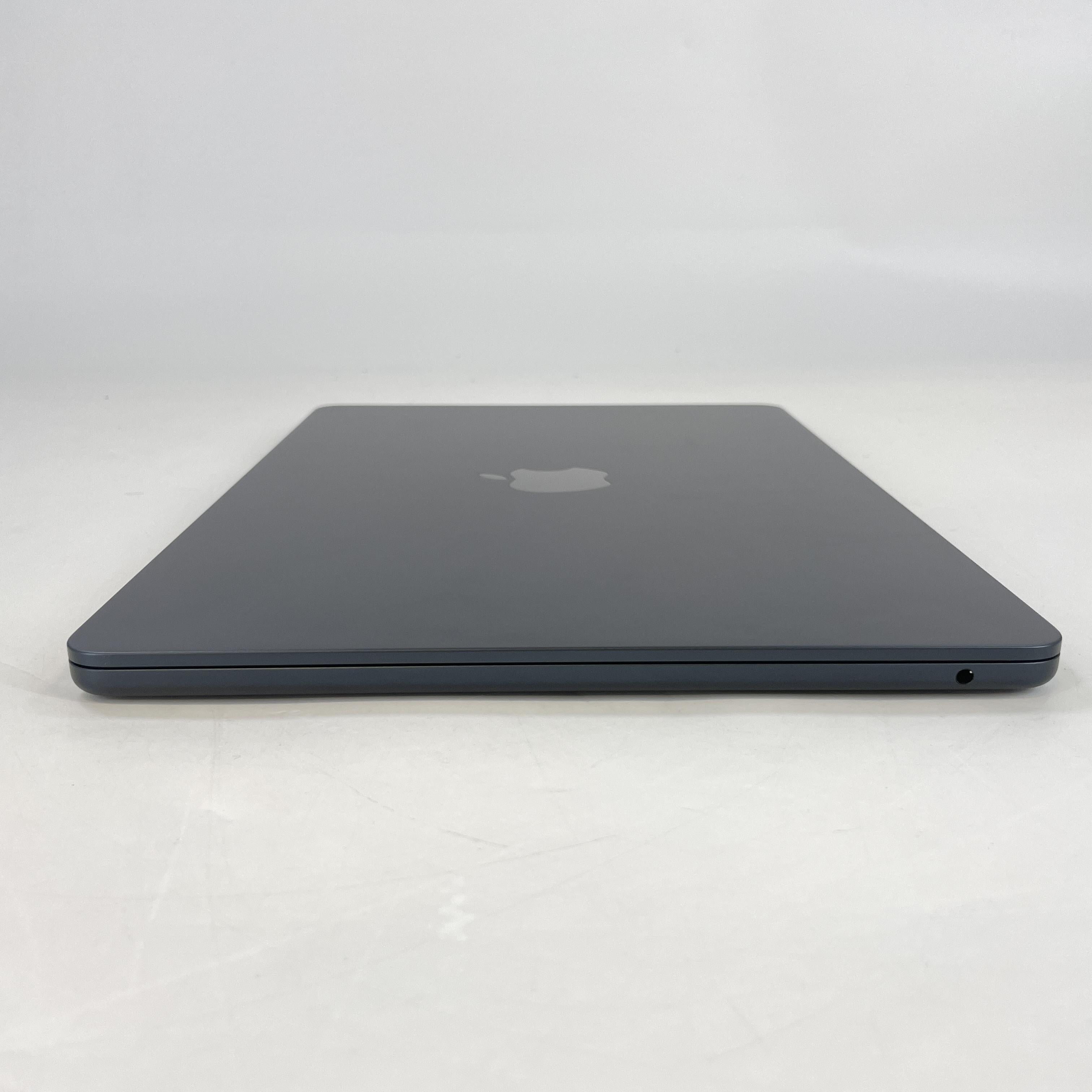 MacBook Air 13 2022 Blue 3.49 GHz M2 8-Core CPU 8GB Unified Memory 256GB Solid State Drive 8-Core GPU