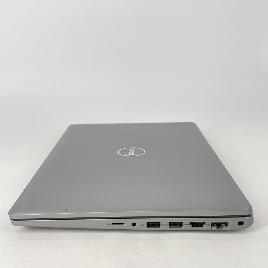 Dell Latitude 5540 15.6 Gray 1.7 GHz Intel Core i7 13th Gen. 16GB RAM 512GB Solid State Drive