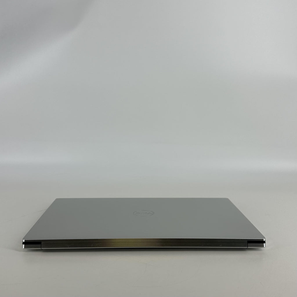 Dell XPS 15 9520 Silver 2.5 GHz Intel Core i9 12th Gen. 32GB RAM 1TB Solid State Drive NVIDIA GeForce RTX 3050 Ti 4 GB