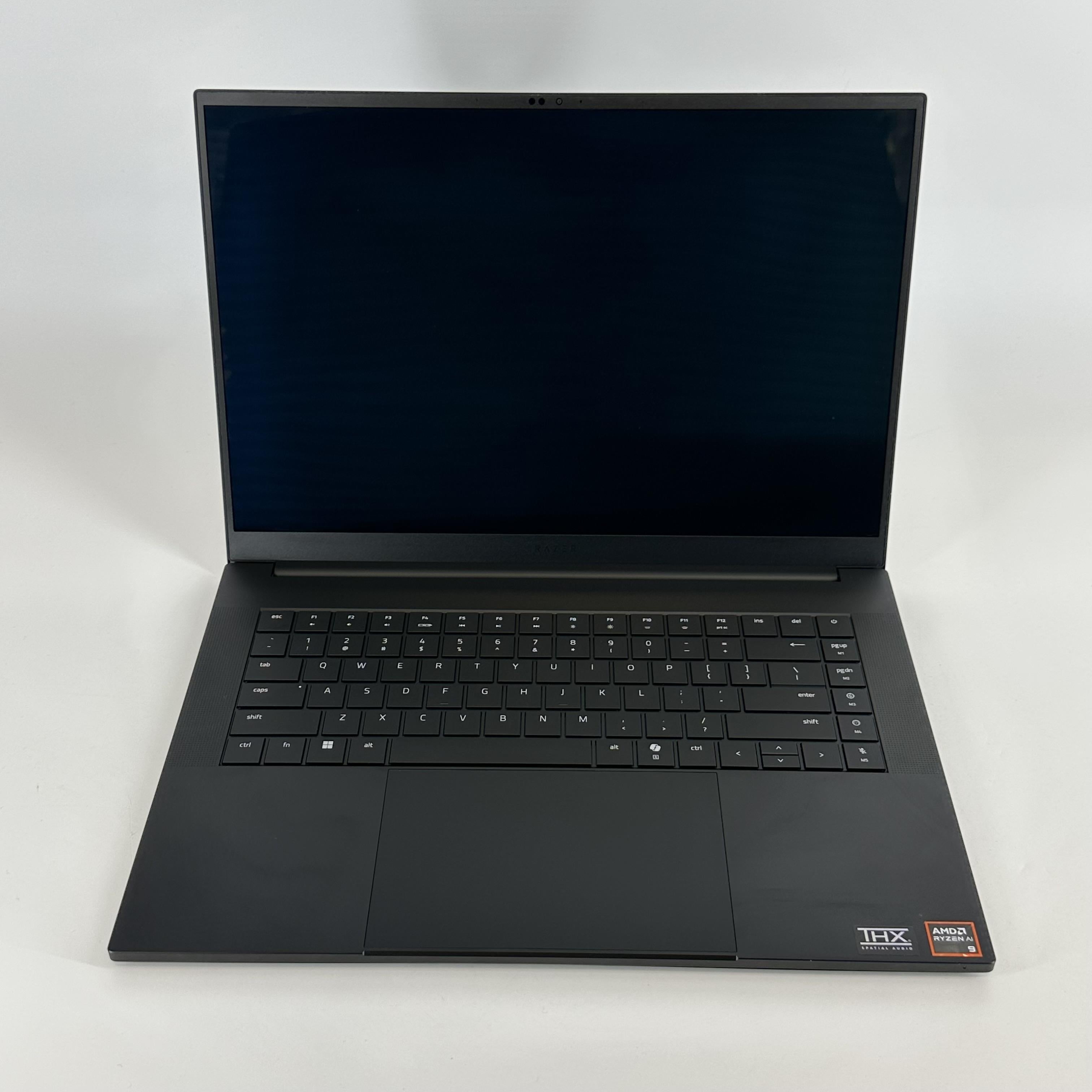 Razer Blade 16 2025 Black 2.0 GHz AMD Ryzen AI 9 365 16GB RAM 1TB Solid State Drive NVIDIA GeForce RTX 5060 8 GB