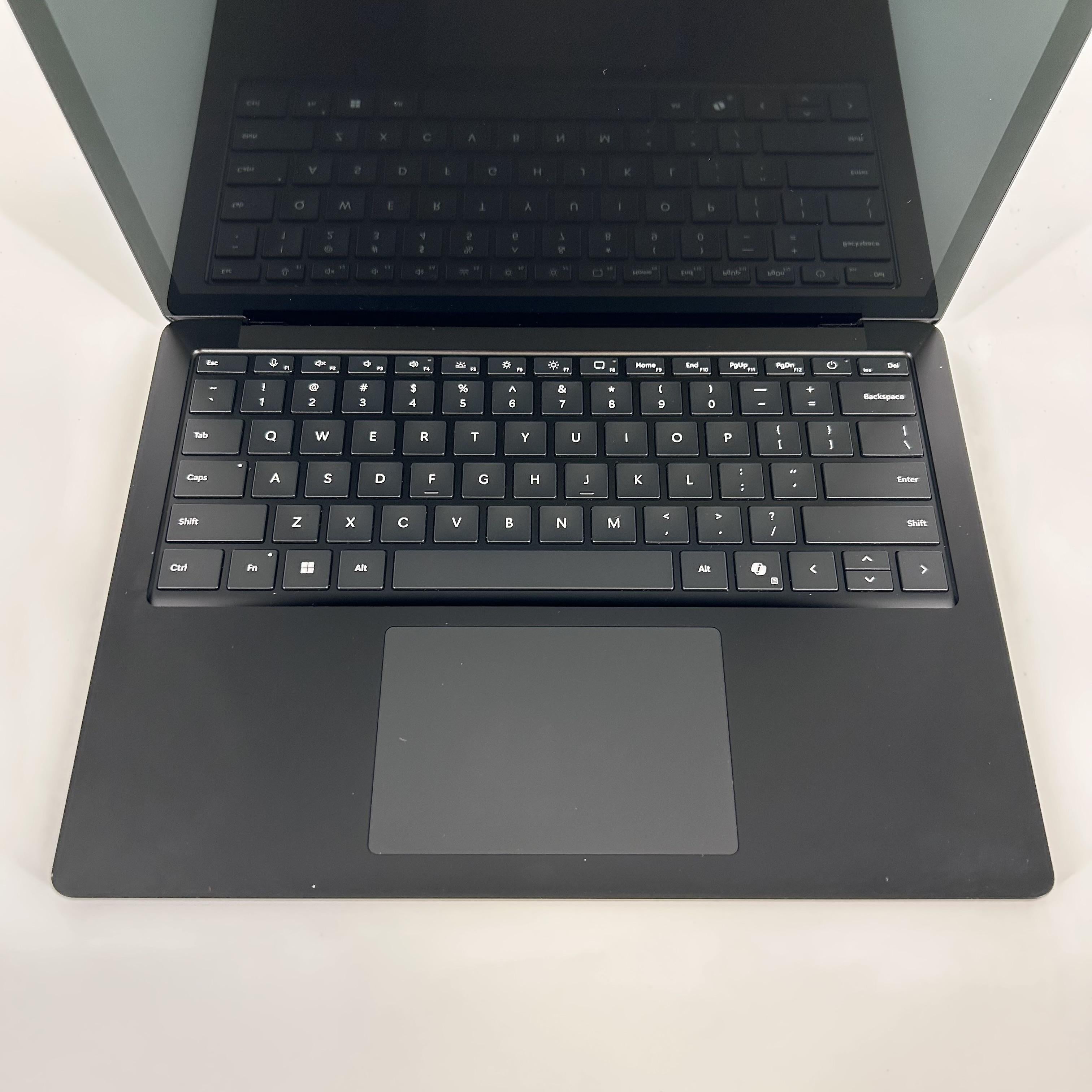 Microsoft Surface Laptop 6 13.5 Black 3.8 GHz Intel Core Ultra 7 16GB RAM 256GB Solid State Drive