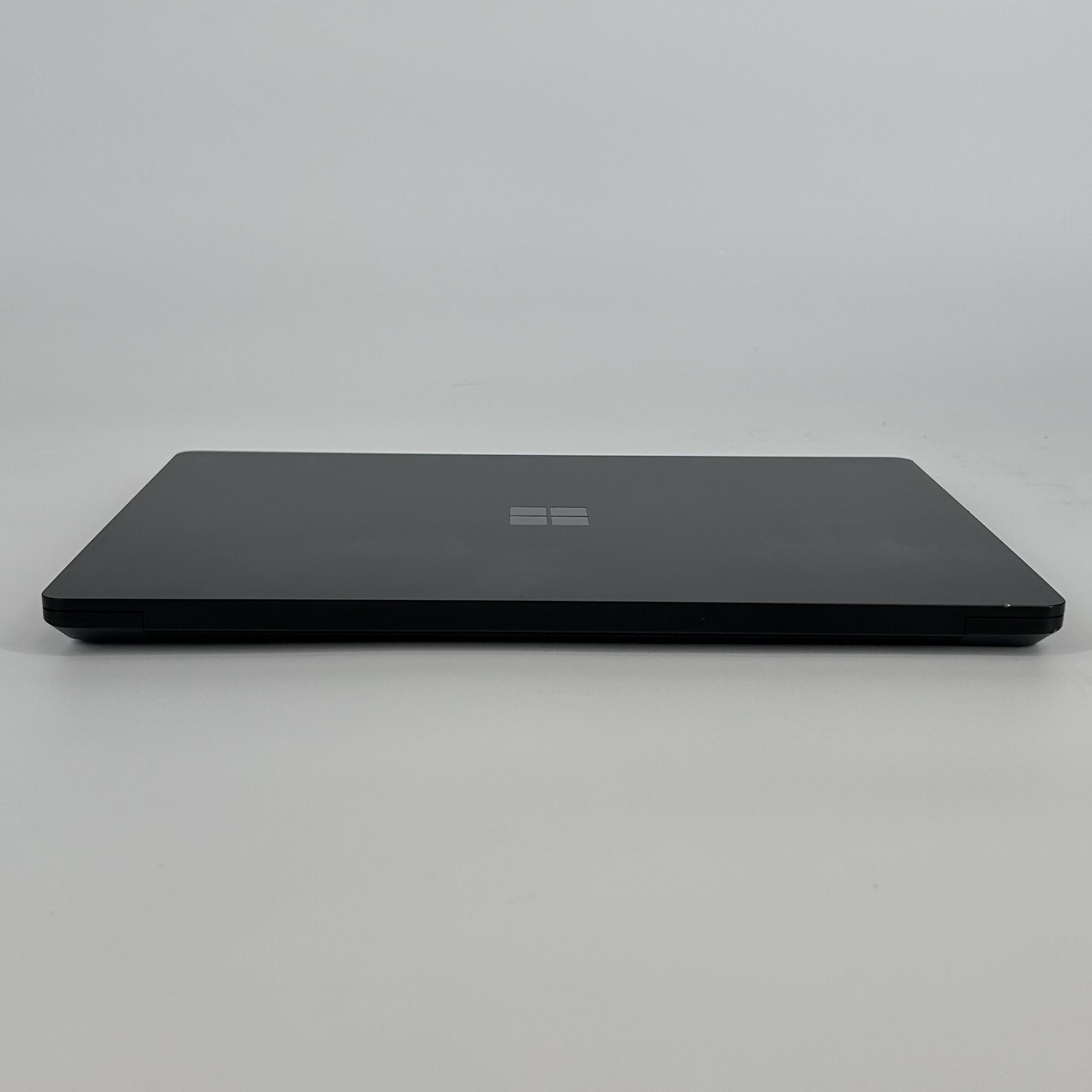 Microsoft Surface Laptop 6 13.5 Black 3.8 GHz Intel Core Ultra 7 16GB RAM 256GB Solid State Drive