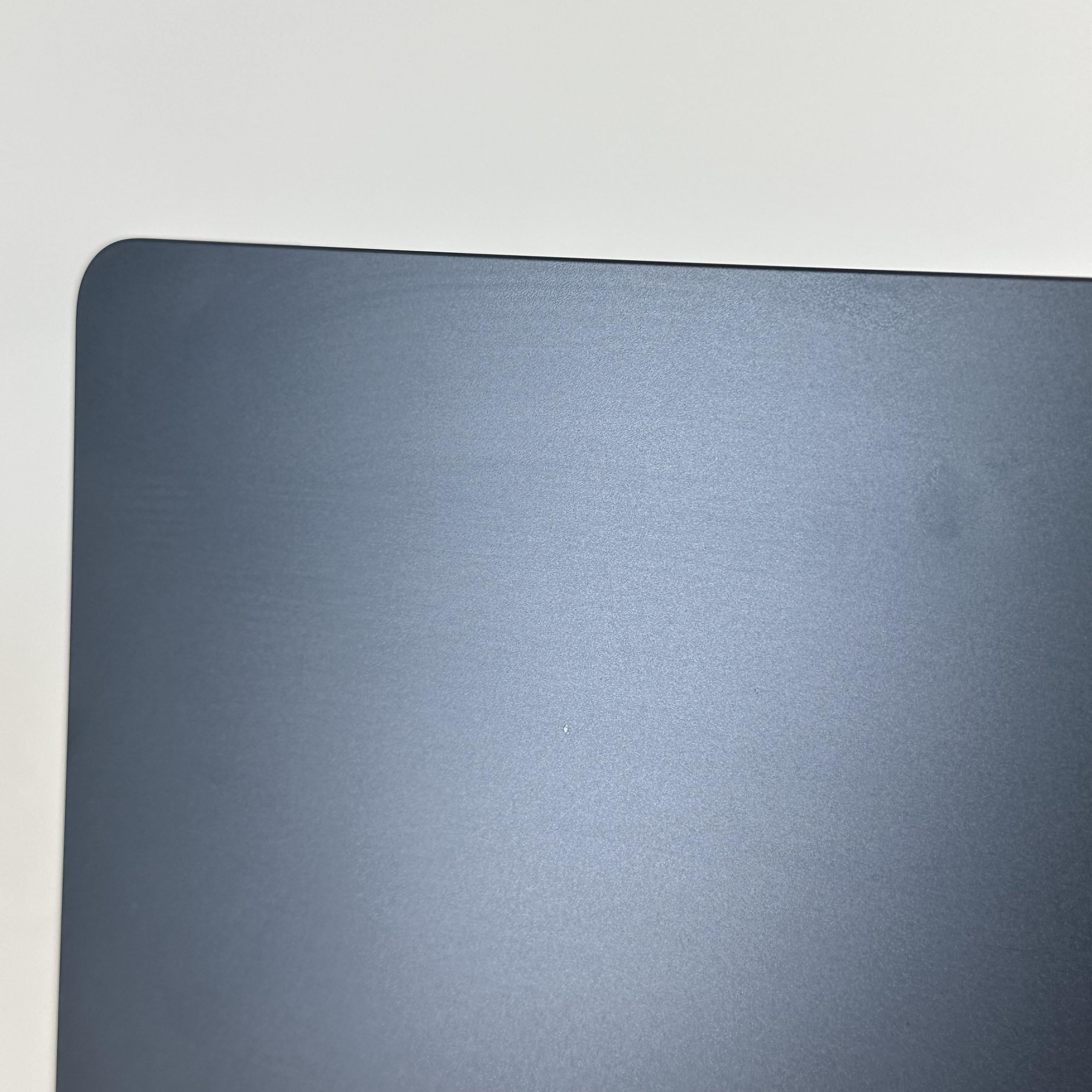 MacBook Air 13 2022 Blue 3.49 GHz M2 8-Core CPU 8GB Unified Memory 256GB Solid State Drive 8-Core GPU