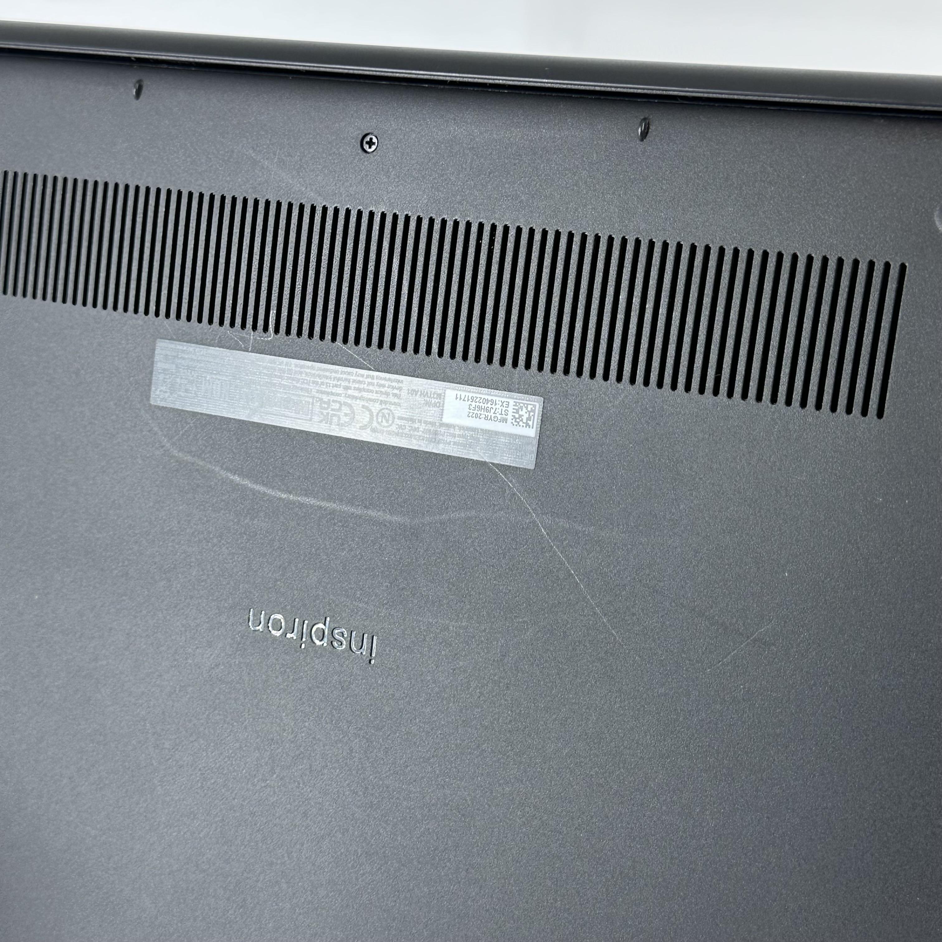 Dell Inspiron 3520 15.6 Black 1.7 GHz Intel Core i7 12th Gen. 64GB RAM 2TB Solid State Drive