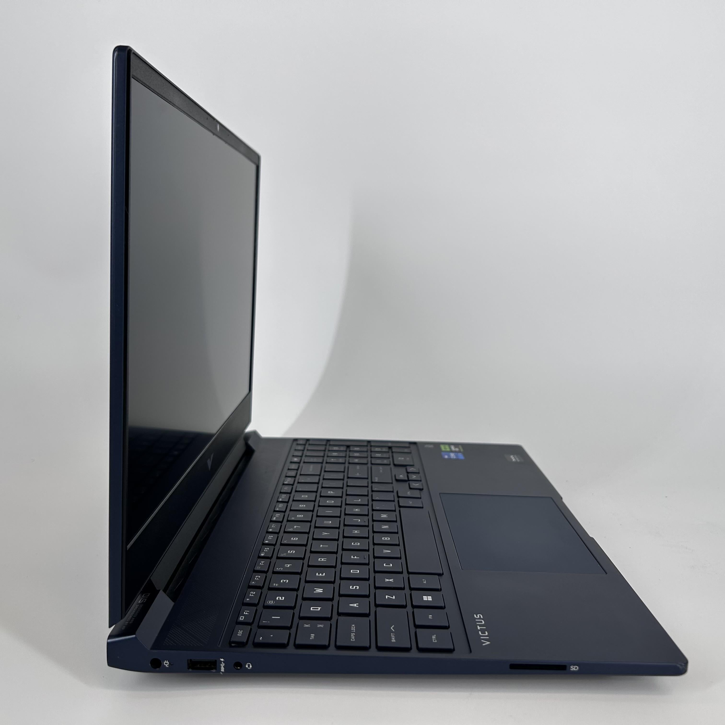 HP Victus 15.6 Blue 2.3 GHz Intel Core i7 12th Gen. 16GB RAM 512GB Solid State Drive NVIDIA GeForce RTX 4050 6 GB