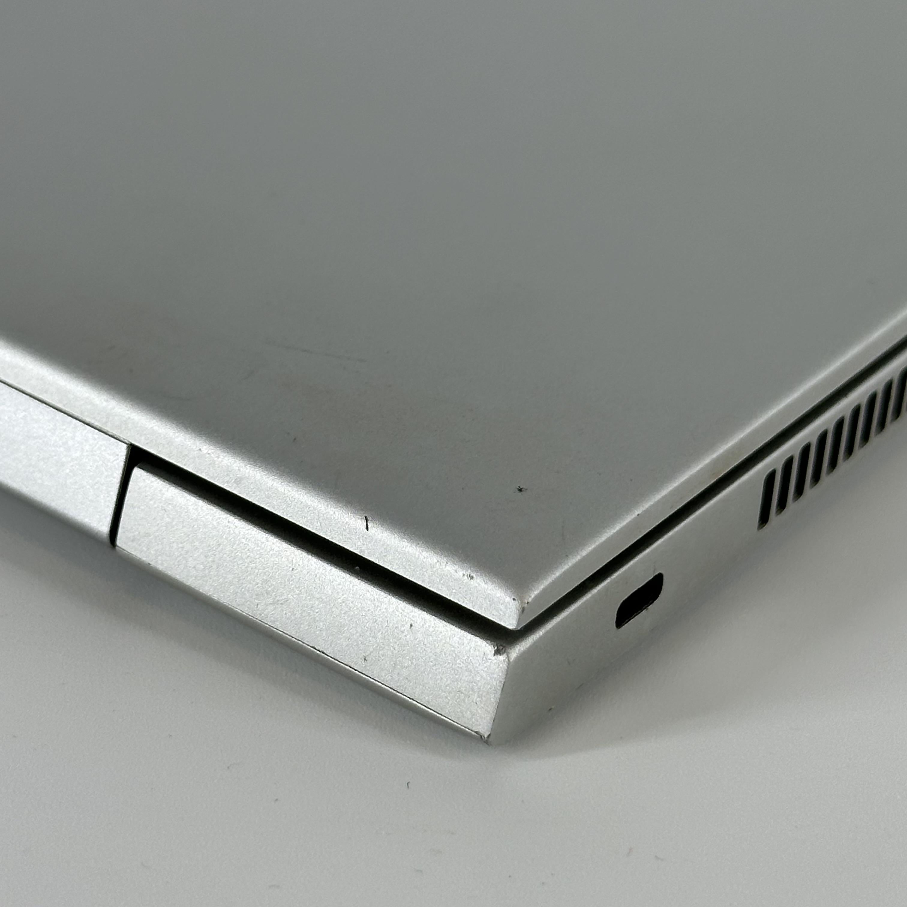 HP Elitebook 840 G5 14 Silver 1.8 GHz Intel Core i7 8th Gen. 16GB RAM 256GB Solid State Drive