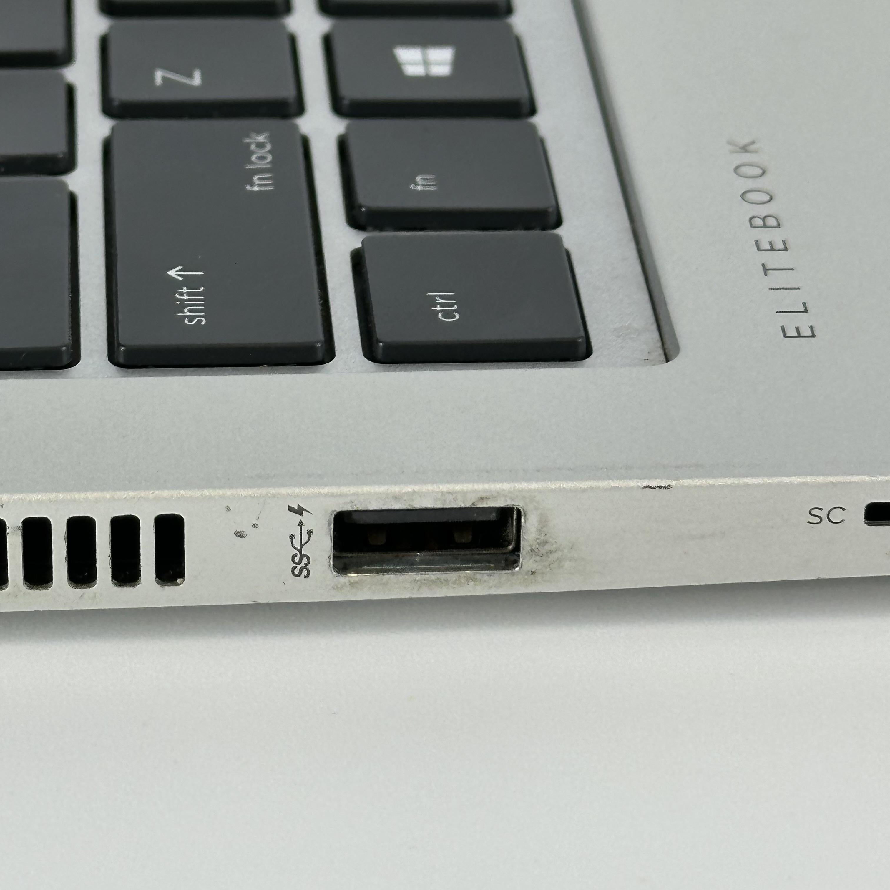 HP Elitebook 840 G5 14 Silver 1.8 GHz Intel Core i7 8th Gen. 16GB RAM 256GB Solid State Drive
