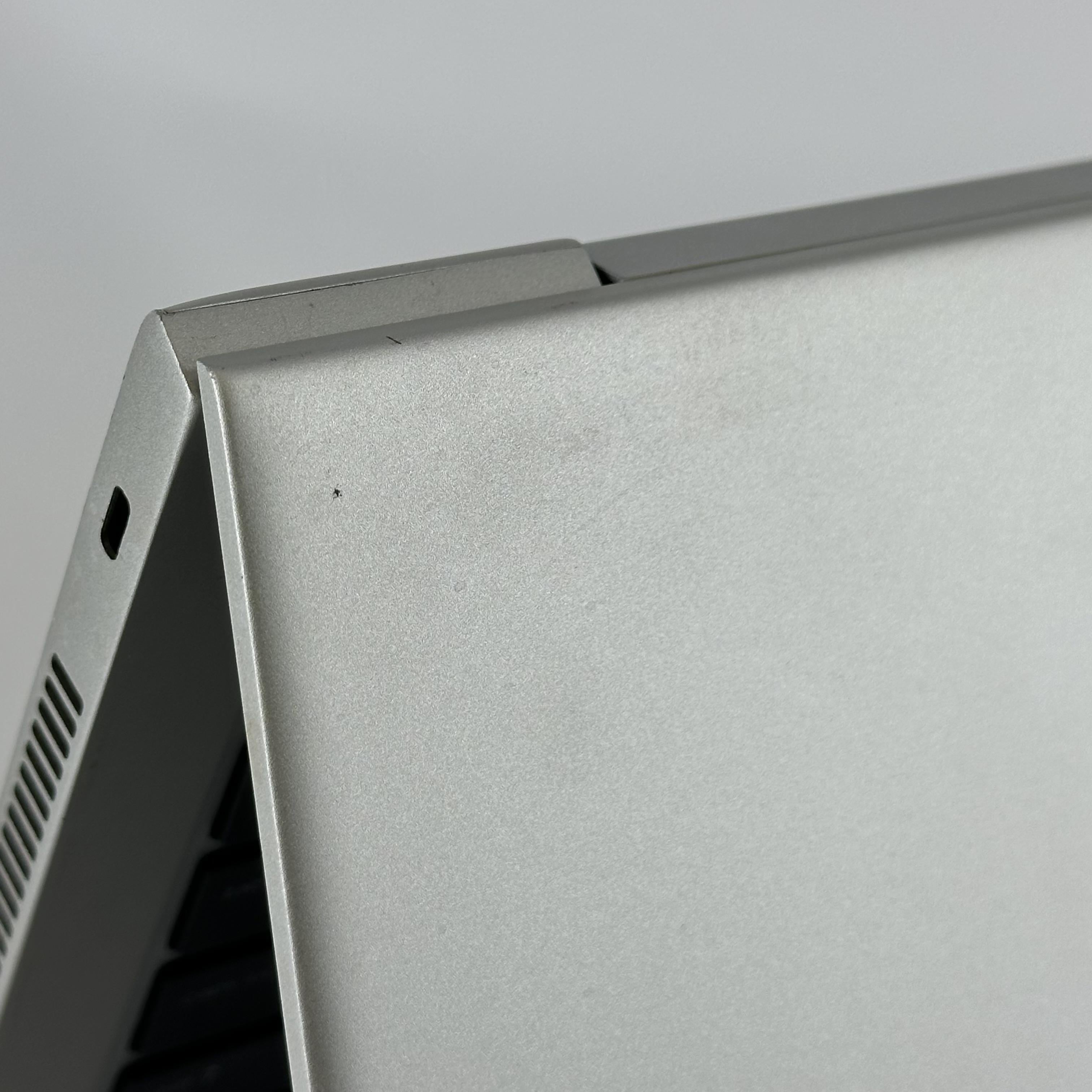 HP Elitebook 840 G5 14 Silver 1.8 GHz Intel Core i7 8th Gen. 16GB RAM 256GB Solid State Drive