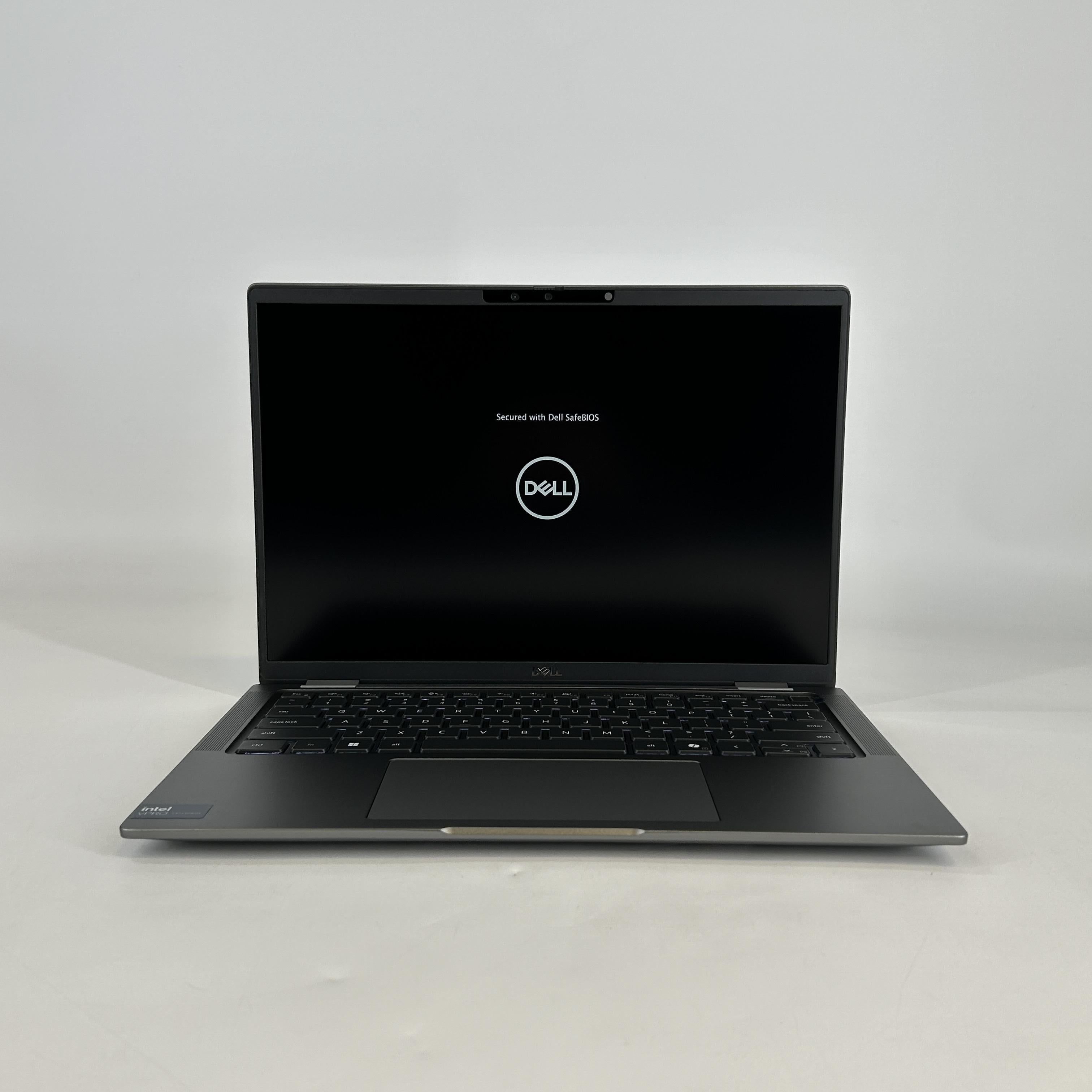 Dell Latitude 7450 14 Gray 2.1 GHz Intel Core Ultra 7 32GB RAM 512GB Solid State Drive