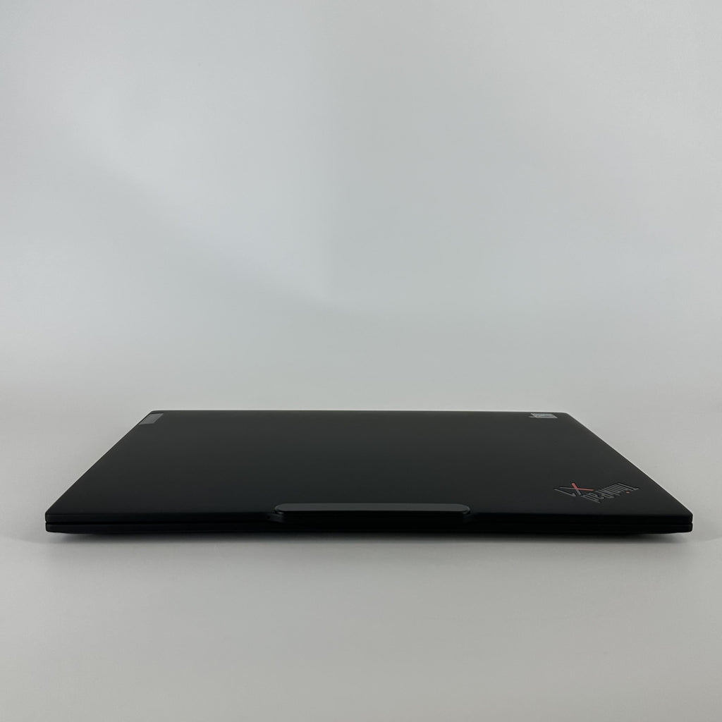 Lenovo ThinkPad X1 Carbon Gen 13 14 Black 2.1 GHz Intel Core Ultra 7 Series 2 32GB RAM 512GB Solid State Drive