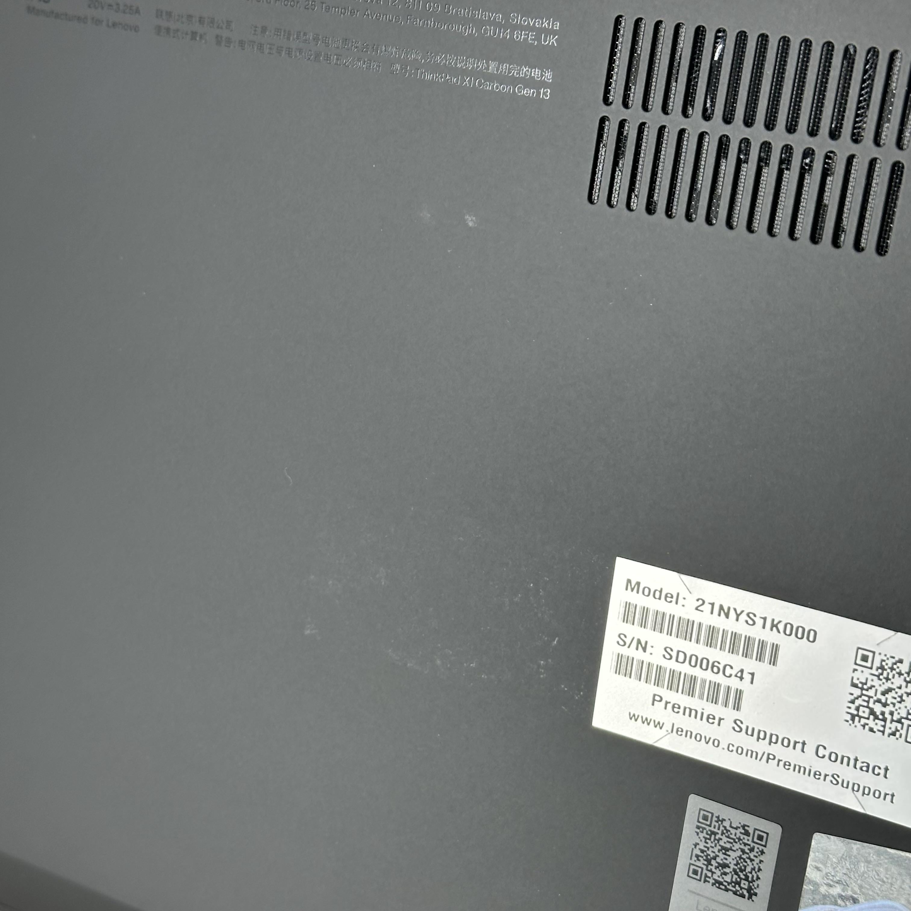 Lenovo ThinkPad X1 Carbon Gen 13 14 Black 2.1 GHz Intel Core Ultra 7 Series 2 32GB RAM 512GB Solid State Drive