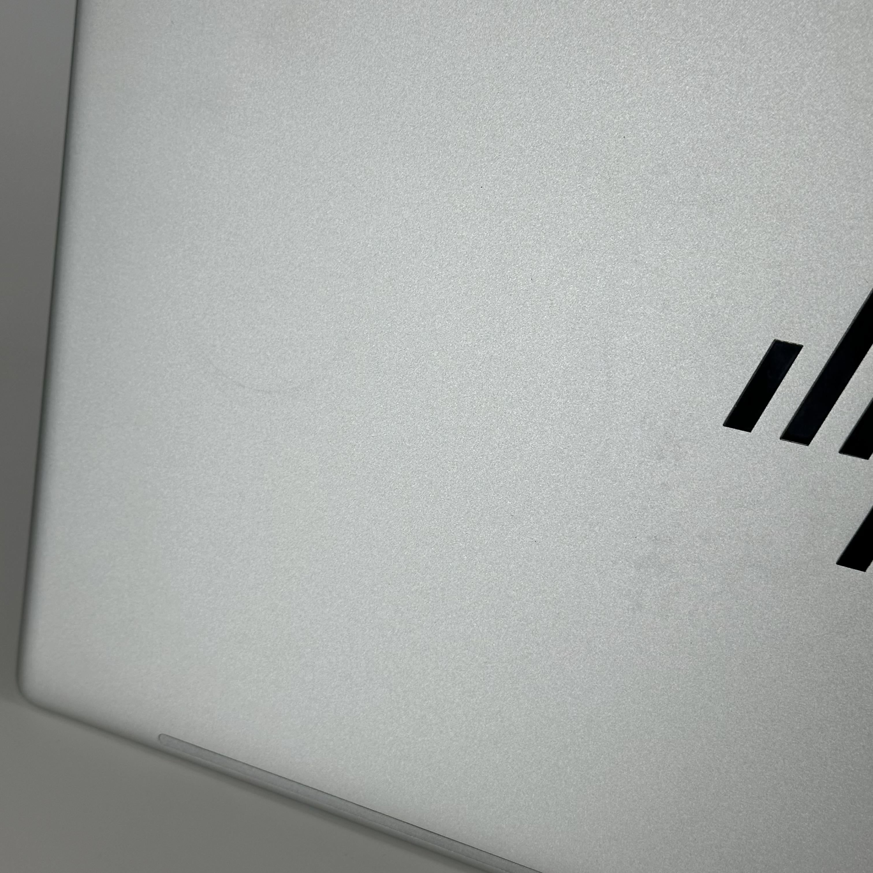 HP Envy x360 15.6 Silver 1.7 GHz Intel Core i7 13th Gen. 16GB RAM 512GB Solid State Drive