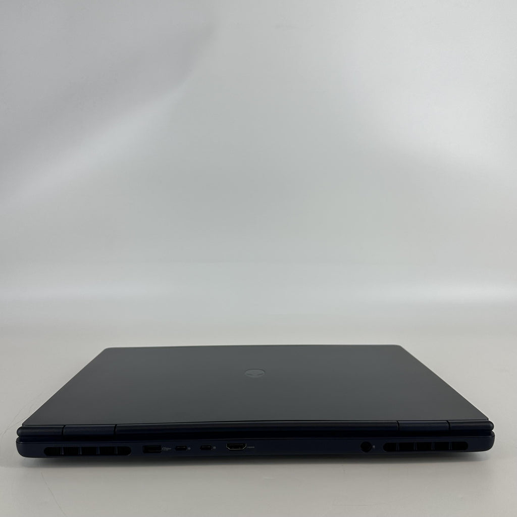 Dell Alienware 16 Aurora Interstellar Indigo 2.5 GHz Intel Core 7 Series 2 32GB RAM 1TB Solid State Drive NVIDIA GeForce RTX 5060 8 GB