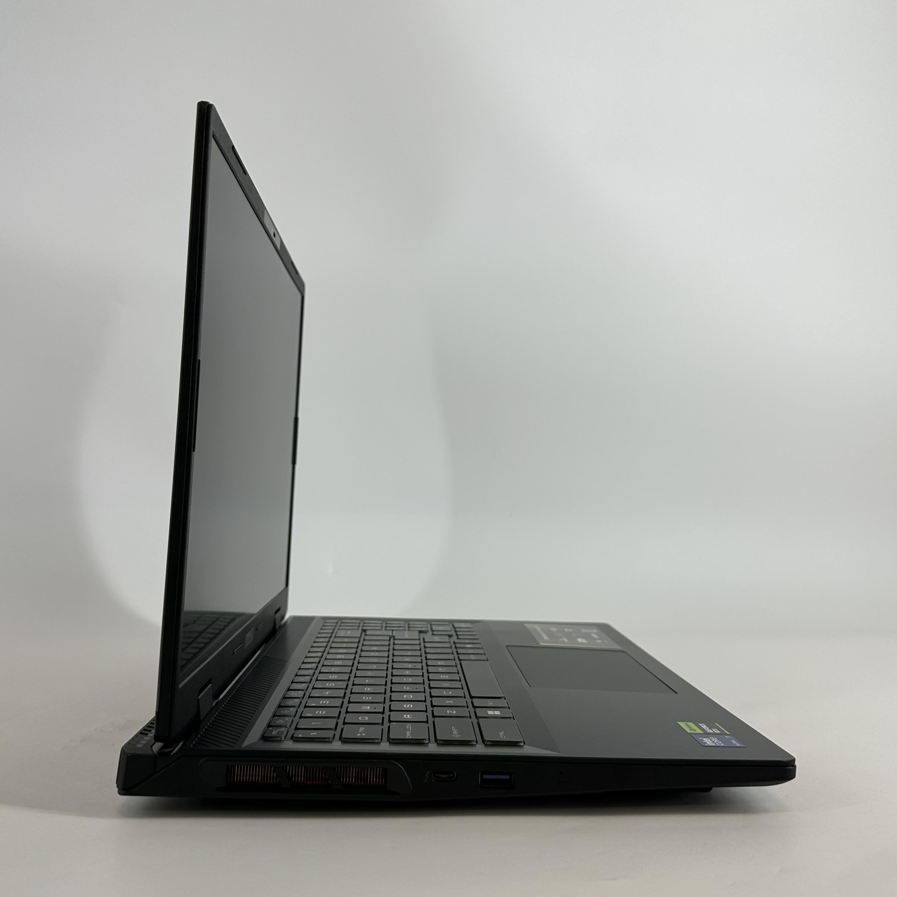 MSI Crosshair 16 HX AI Black 2.4 GHz Intel Core Ultra 7 Series 2 32GB RAM 2TB Solid State Drive 1TB Solid State Drive NVIDIA GeForce RTX 5060 8 GB