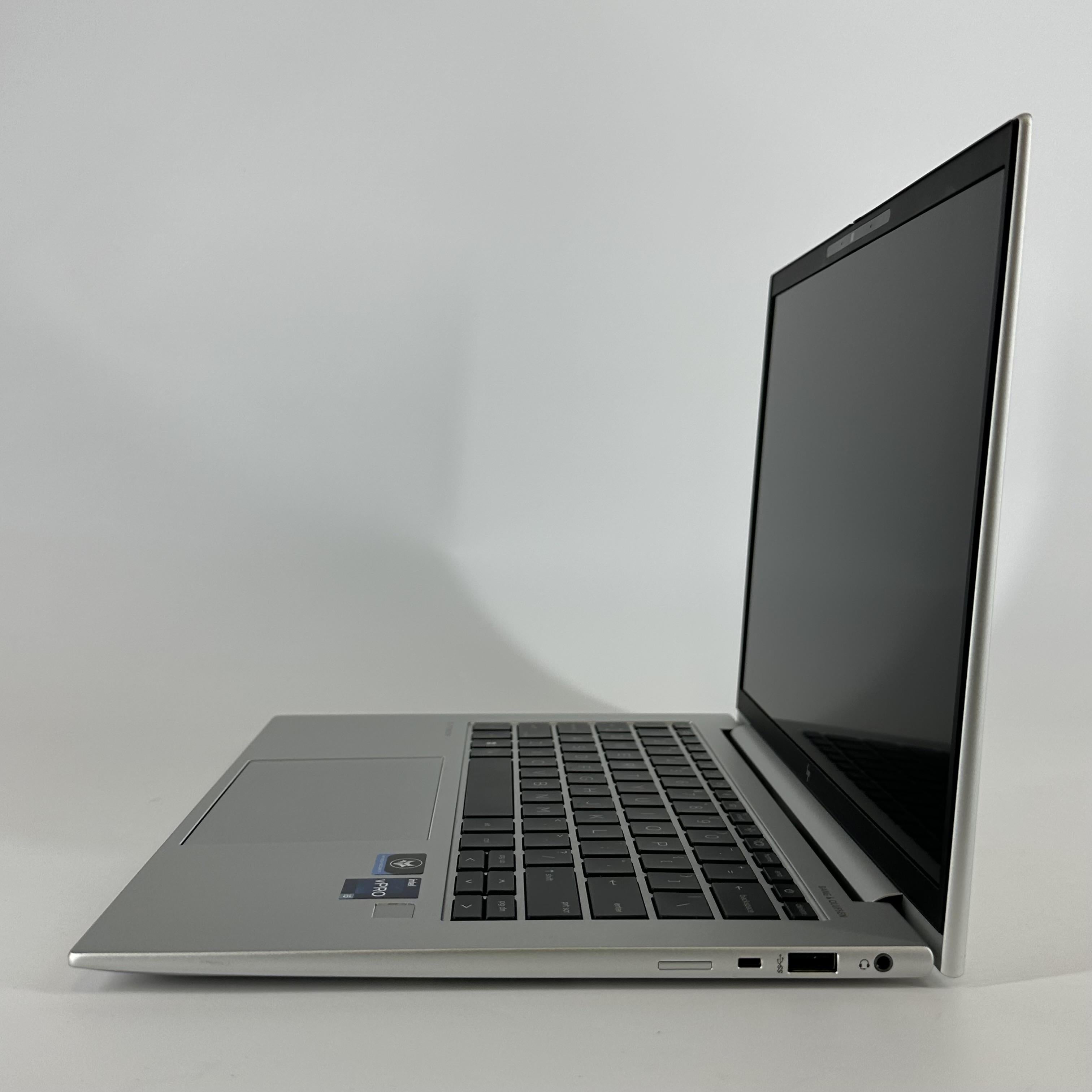 HP Elitebook 840 G9 14 Silver 1.6 GHz Intel Core i5 12th Gen. 16GB RAM 512GB Solid State Drive