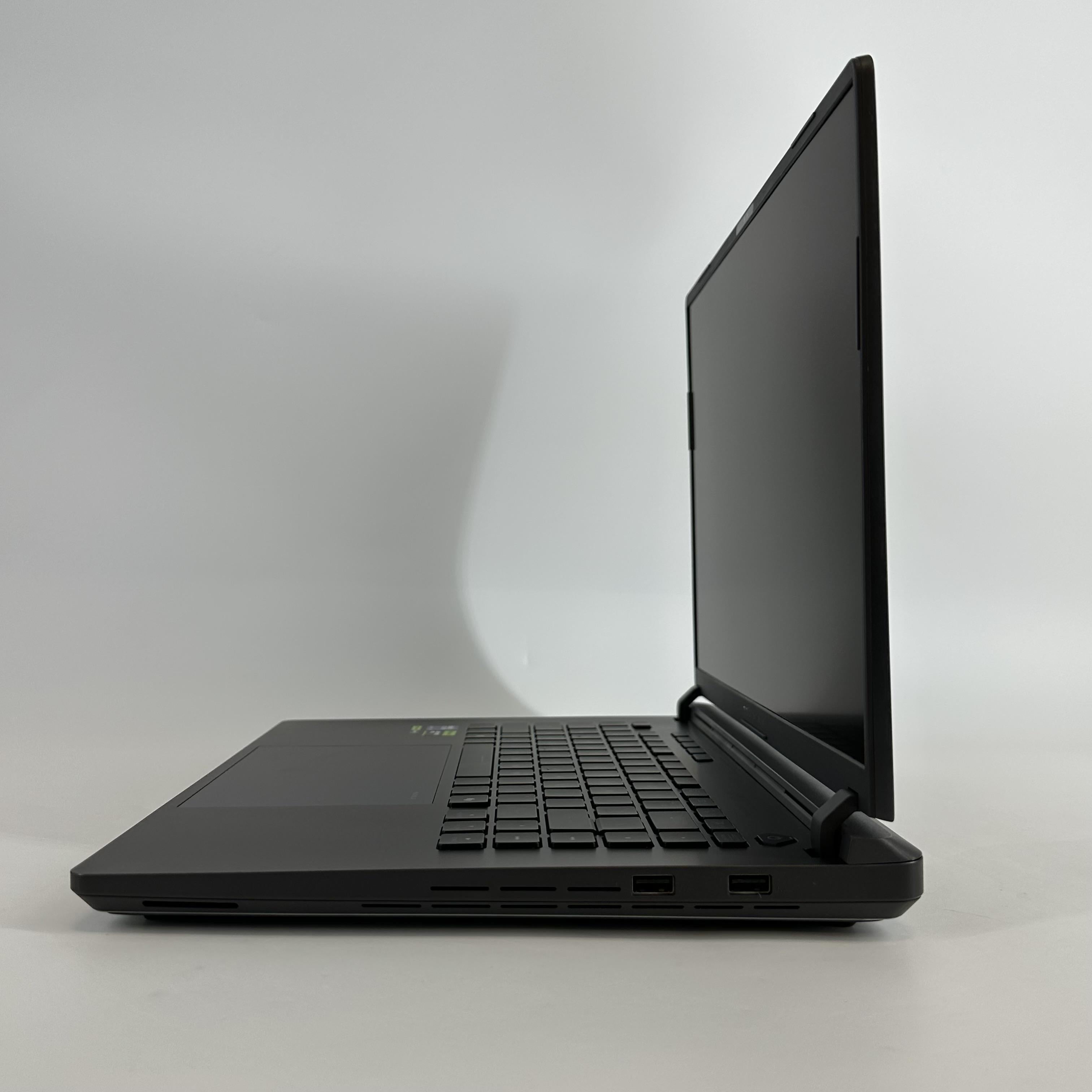 Asus ROG Strix G16 G615 16 Black 2.7 GHz Intel Core Ultra 9 Series 2 32GB RAM 1TB Solid State Drive NVIDIA GeForce RTX 5080 16 GB