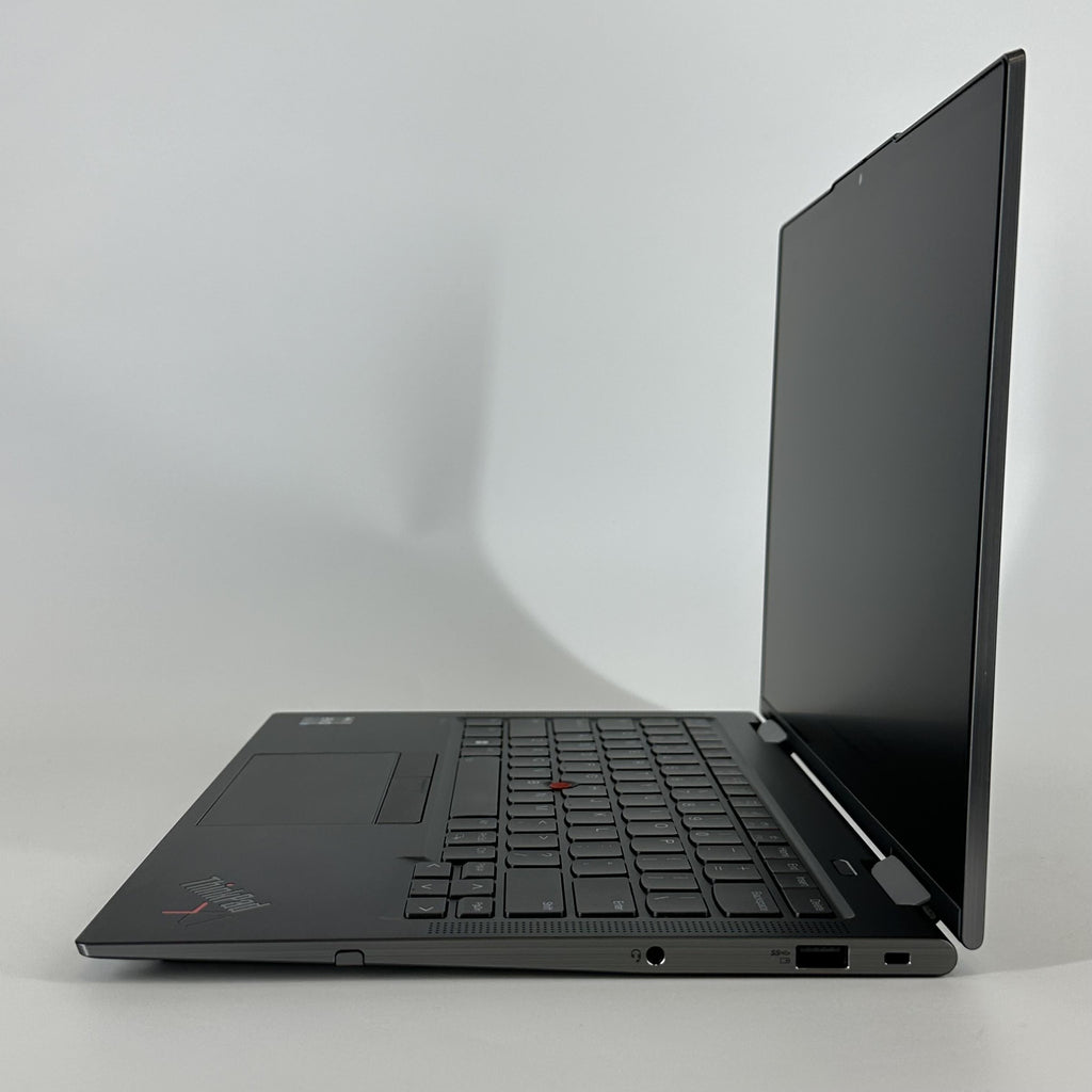 Lenovo ThinkPad X1 Yoga Gen 8 14 Gray 1.7 GHz Intel Core i7 13th Gen. 16GB RAM 512GB Solid State Drive