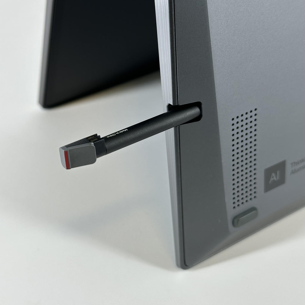 Lenovo ThinkPad X1 Yoga Gen 8 14 Gray 1.7 GHz Intel Core i7 13th Gen. 16GB RAM 512GB Solid State Drive