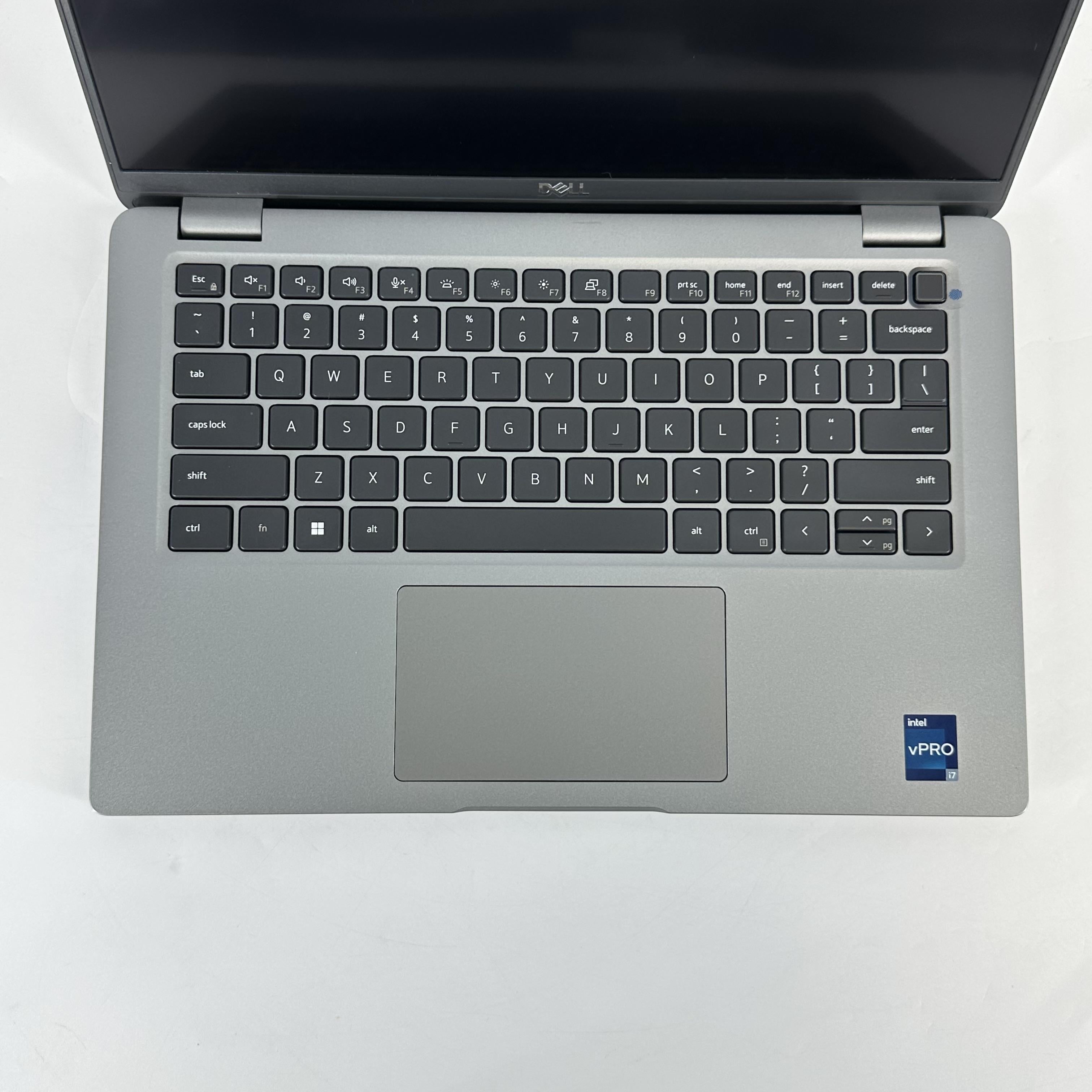 Dell Latitude 5440 14 Gray 1.8 GHz Intel Core i7 13th Gen. 16GB RAM 256GB Solid State Drive