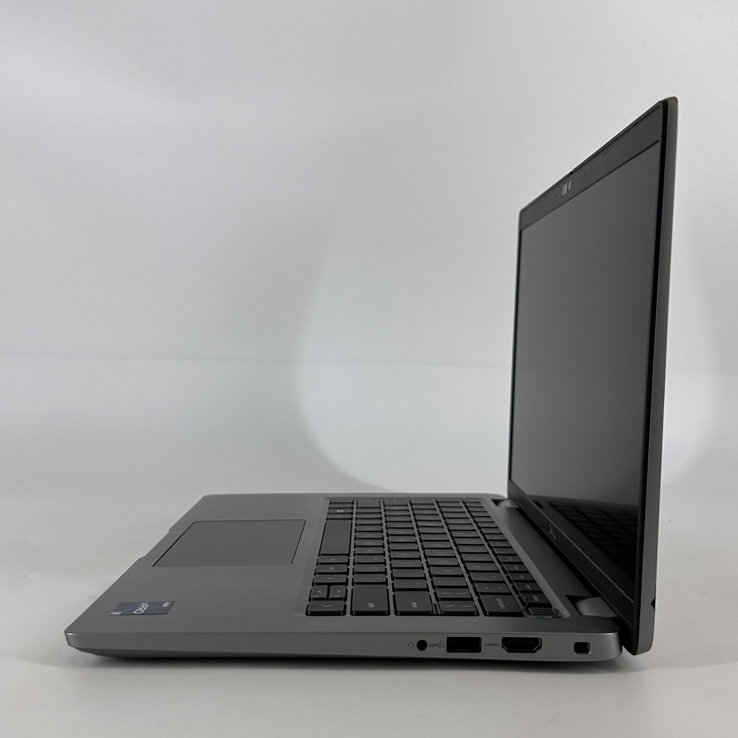 Dell Latitude 5440 14 Gray 1.8 GHz Intel Core i7 13th Gen. 16GB RAM 256GB Solid State Drive