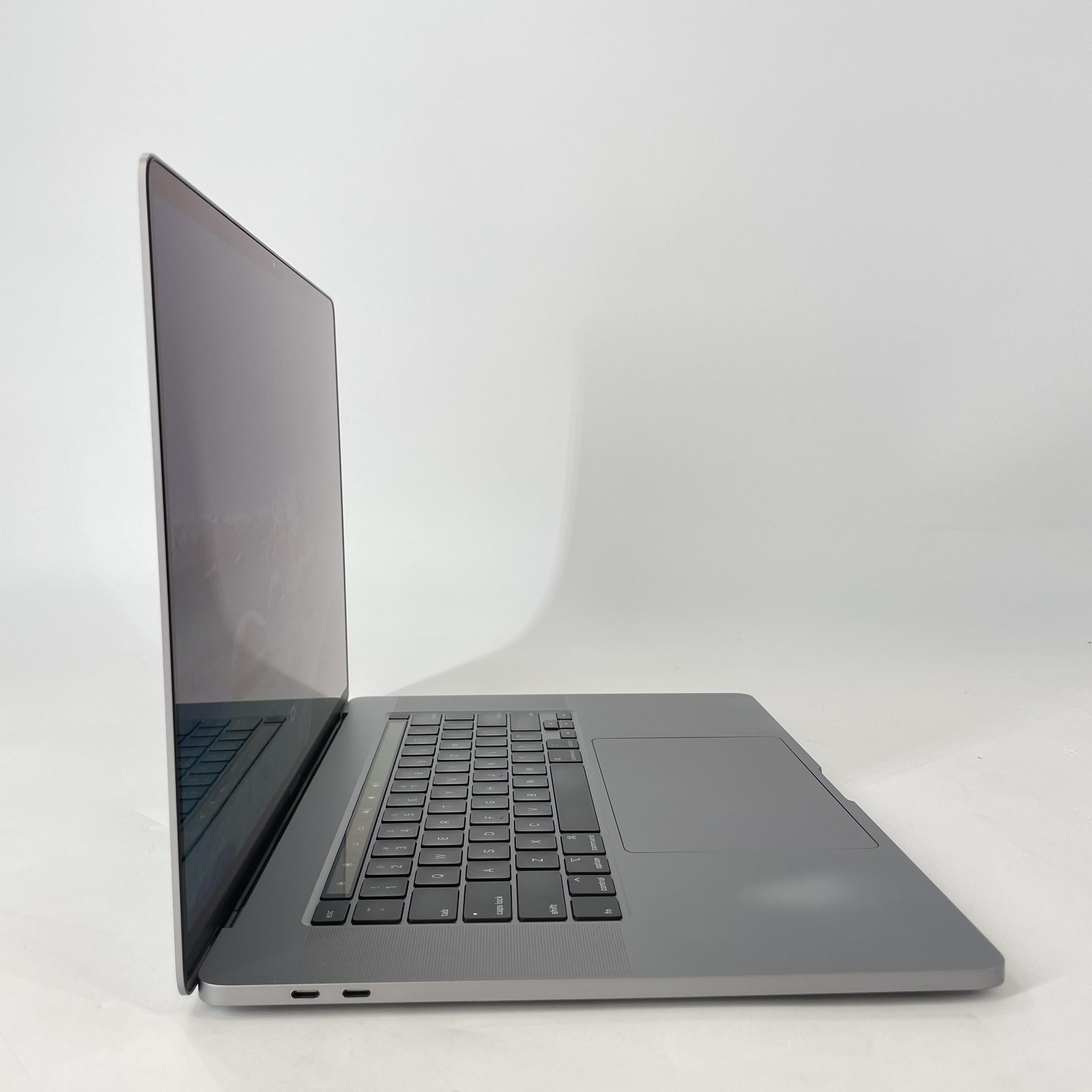 Apple MacBook Pro 16 Touch Bar 2019 Silver 2.4 GHz Intel Core i9 9th Gen. 32GB RAM 1TB Solid State Drive AMD Radeon Pro 5500M 8 GB