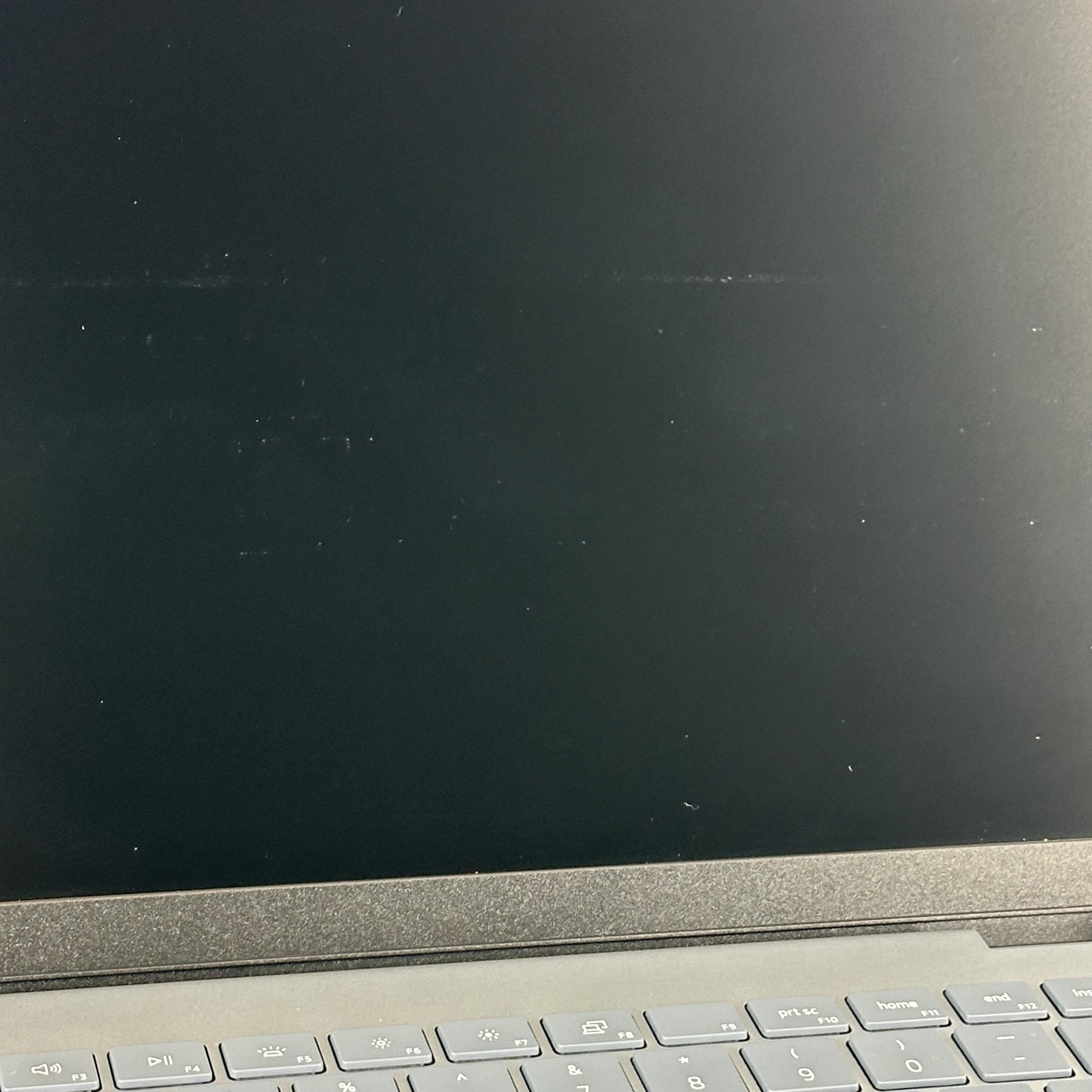 Dell Inspiron Plus 7440 14 Silver 3.8 GHz Intel Core Ultra 7 16GB RAM 1TB Solid State Drive