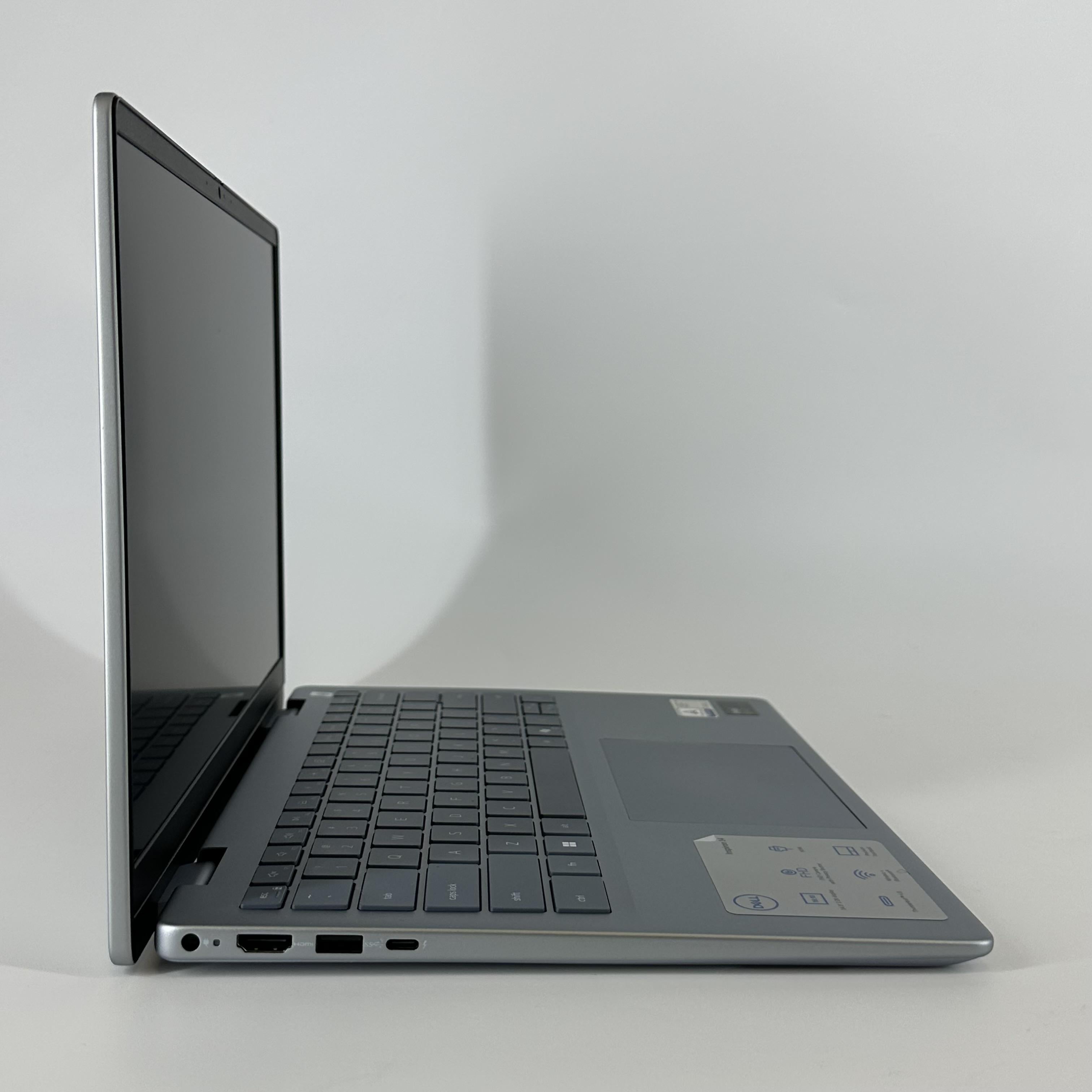 Dell Inspiron Plus 7440 14 Silver 3.8 GHz Intel Core Ultra 7 16GB RAM 1TB Solid State Drive
