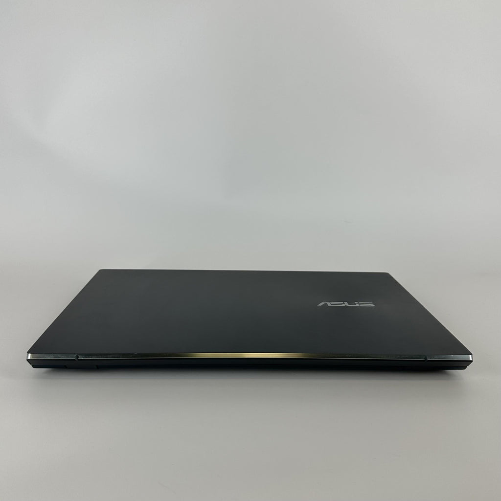 Asus Zenbook Pro Duo 15 Blue 2.4 GHz Intel Core i9 10th Gen. 32GB RAM 1TB Solid State Drive NVIDIA GeForce RTX 2060 6 GB
