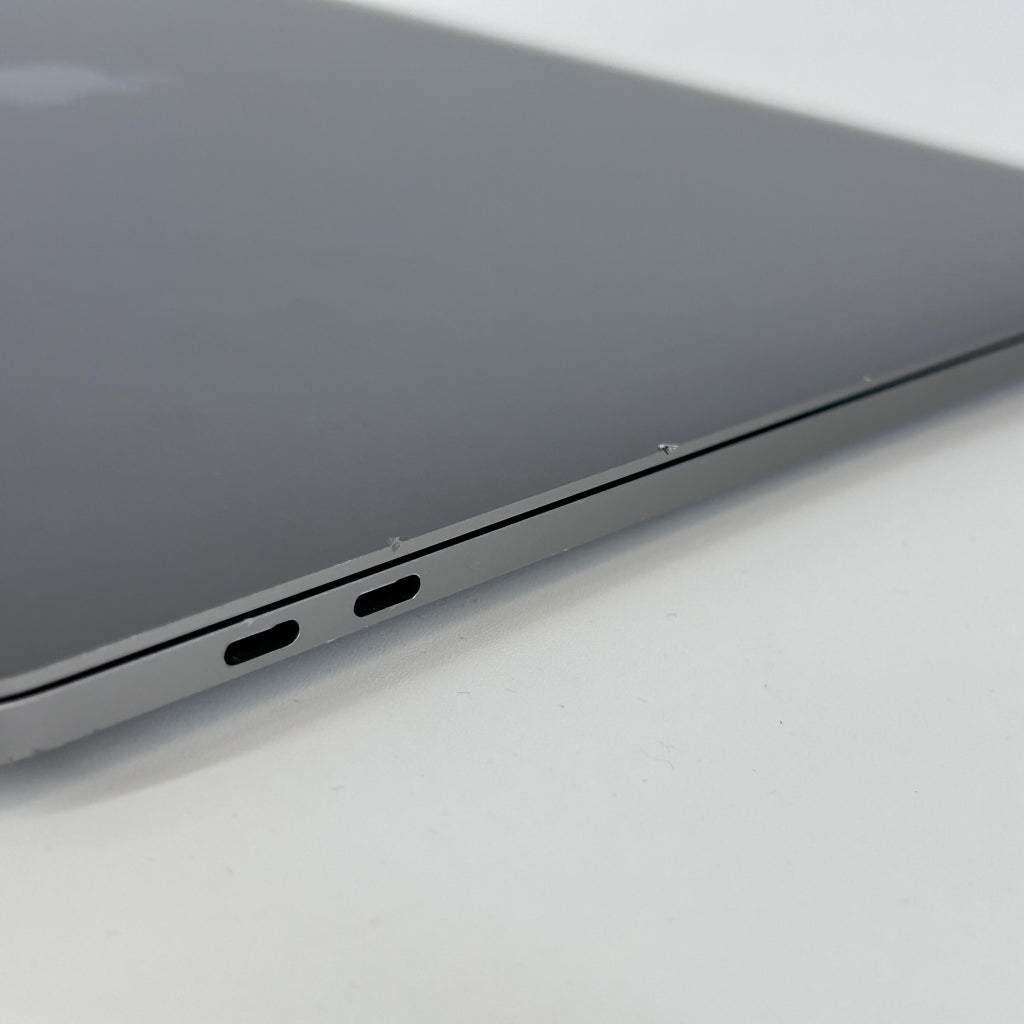 Apple MacBook Pro 15 Touch Bar 2019 Space Gray 2.4 GHz Intel Core i9 9th Gen. 32GB RAM 1TB Solid State Drive AMD Radeon Pro 560X 4 GB