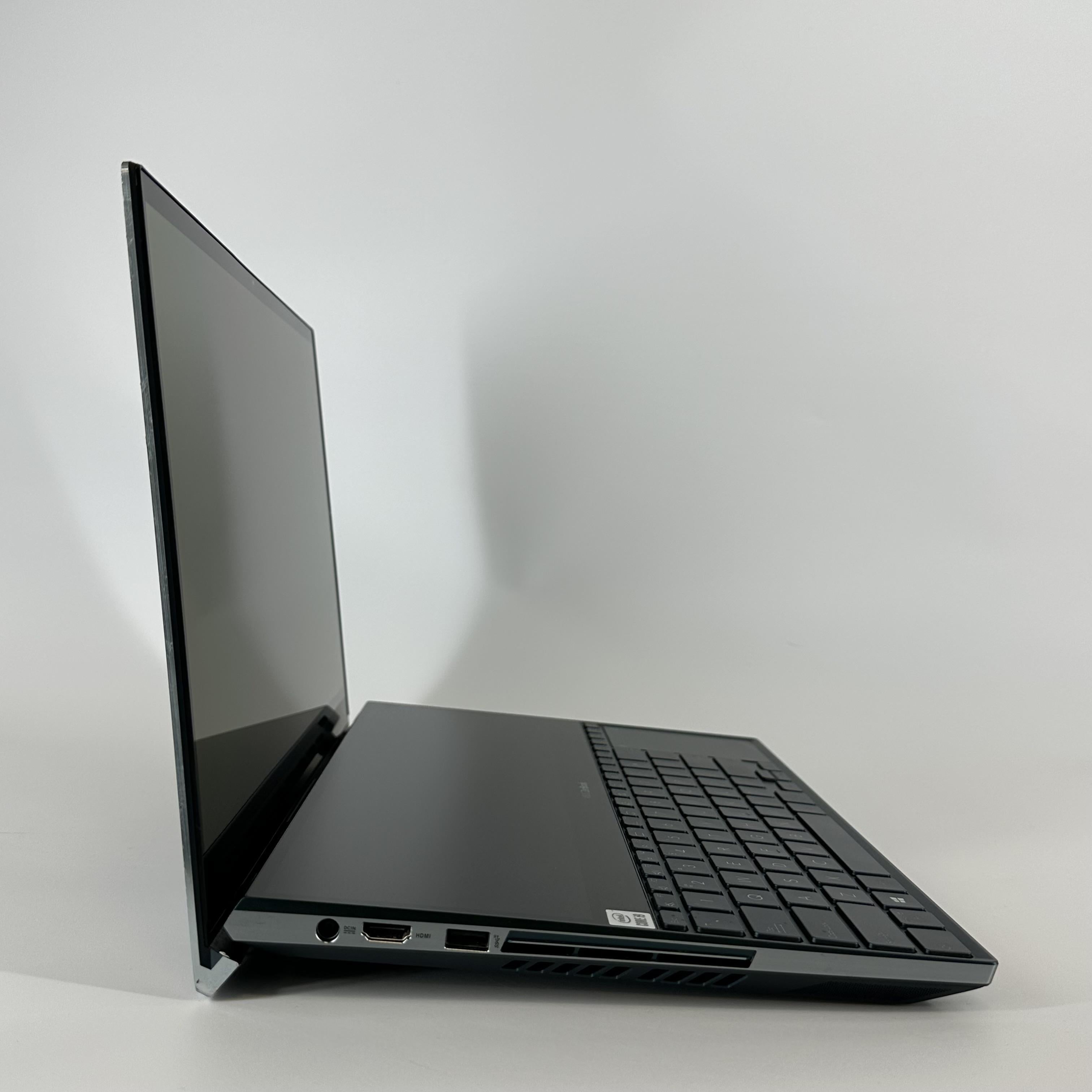 Asus Zenbook Pro Duo 15 Blue 2.4 GHz Intel Core i9 10th Gen. 32GB RAM 1TB Solid State Drive NVIDIA GeForce RTX 2060 6 GB
