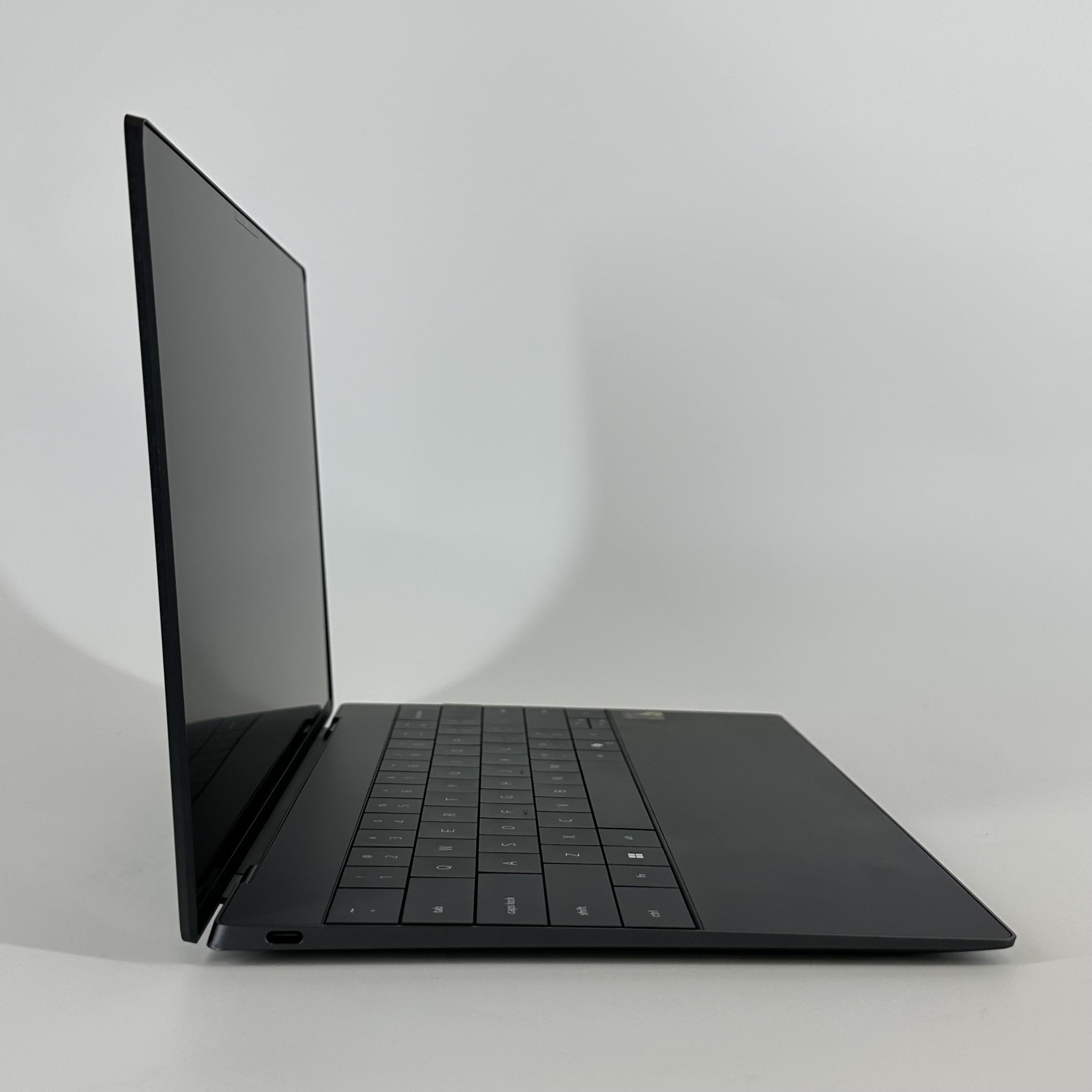 Dell XPS 13 9345 Black 3.4 GHz Qualcomm Snapdragon X Elite 32GB RAM 1TB Solid State Drive