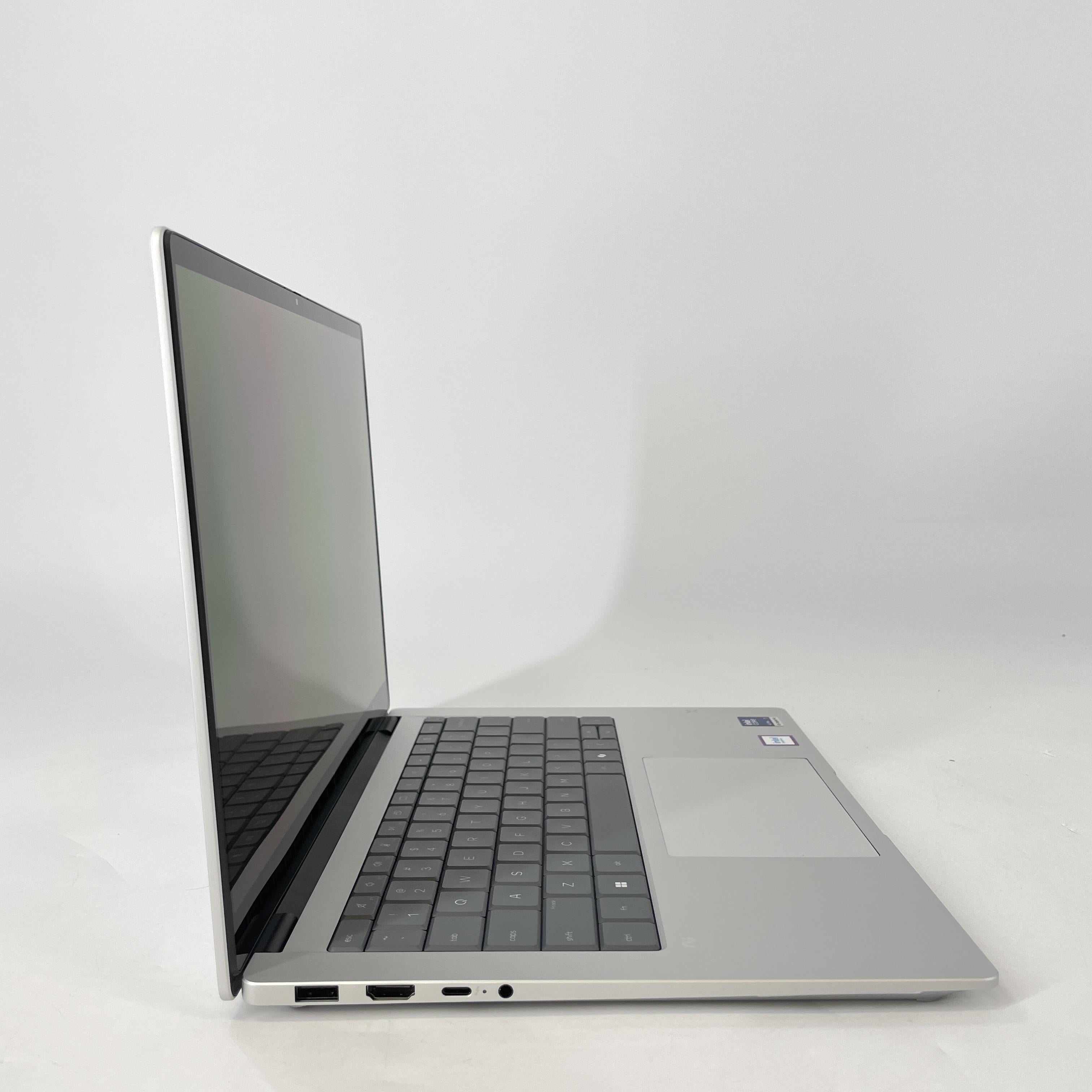 HP OmniBook X 14 Silver 1.9 GHz Intel Core Ultra 7 Series 2 24GB RAM 1TB Solid State Drive