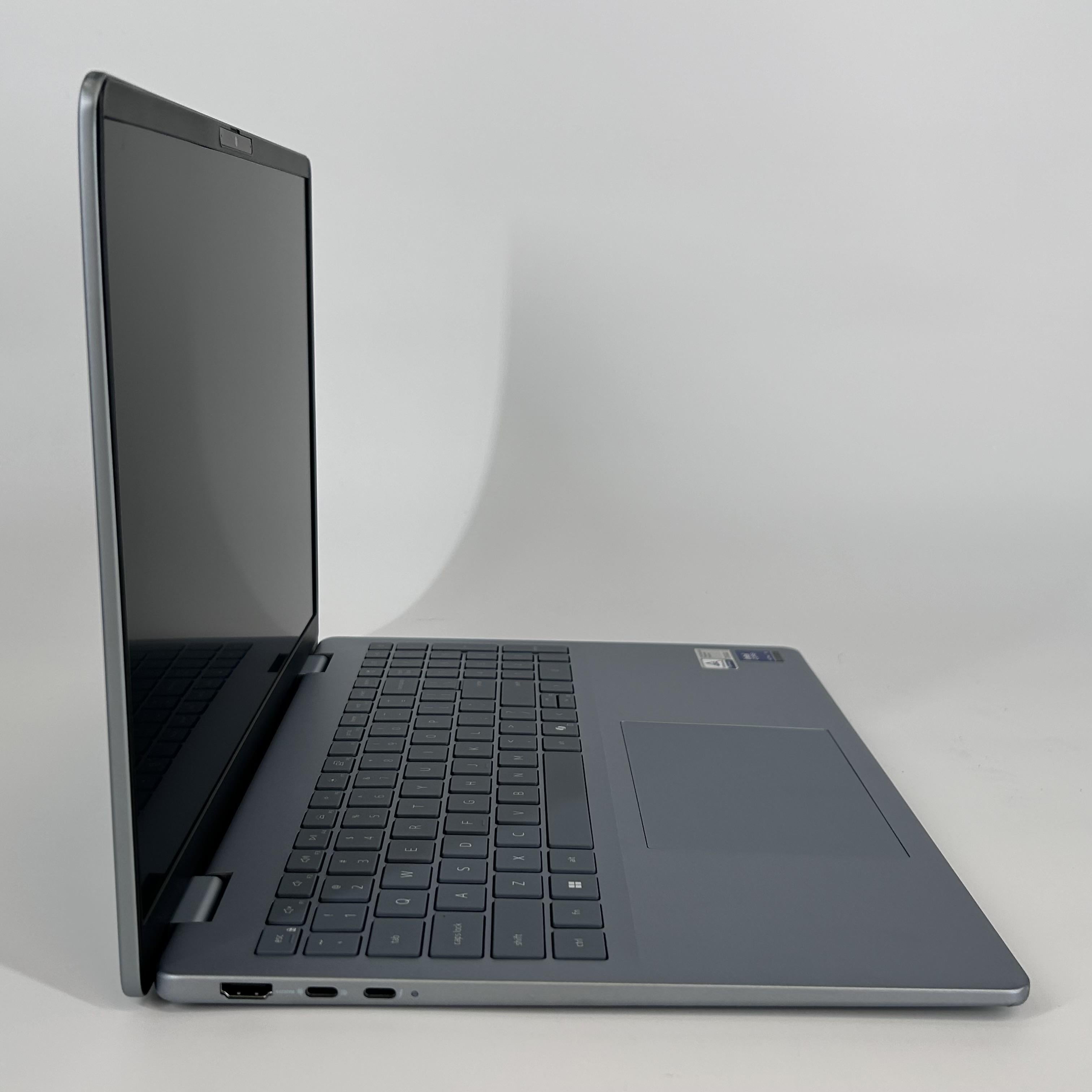 Dell 16 Plus DB16250 Platinum Silver 3.3 GHz Intel Core Ultra 9 Series 2 32GB RAM 2TB Solid State Drive