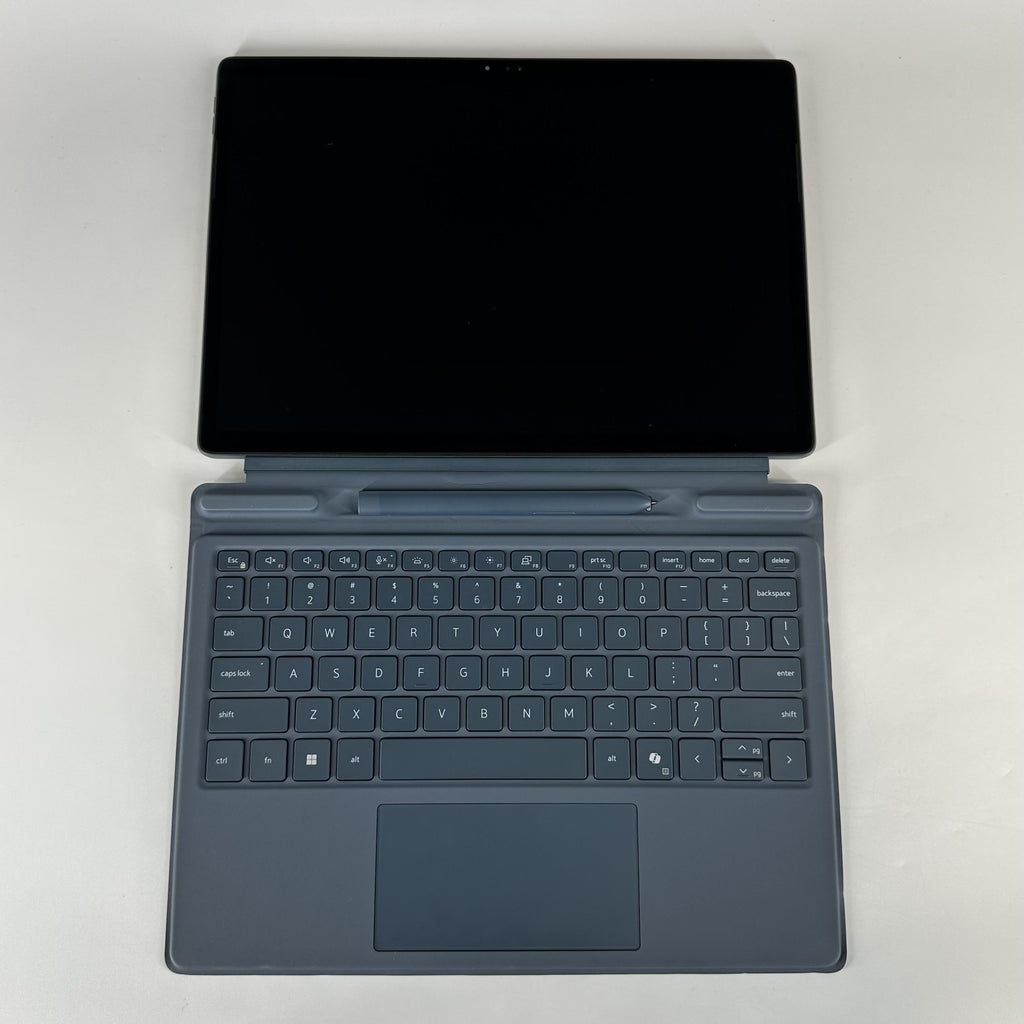 Dell Latitude 7350 (Detachable) 13.3 Blue 3.8 GHz Intel Core Ultra 7 32GB RAM 256GB Solid State Drive