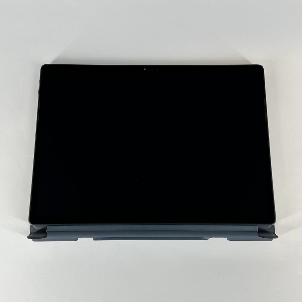 Dell Latitude 7350 (Detachable) 13.3 Blue 3.8 GHz Intel Core Ultra 7 32GB RAM 256GB Solid State Drive