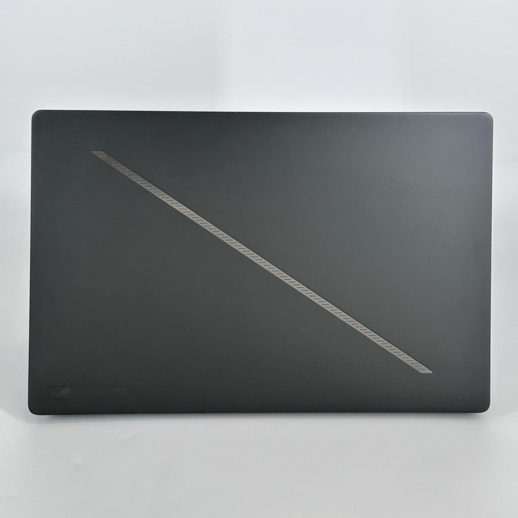 Asus ROG Zephyrus G16 GU605 16 Black 2.9 GHz Intel Core Ultra 9 Series 2 32GB RAM 2TB Solid State Drive NVIDIA GeForce RTX 5080 16 GB