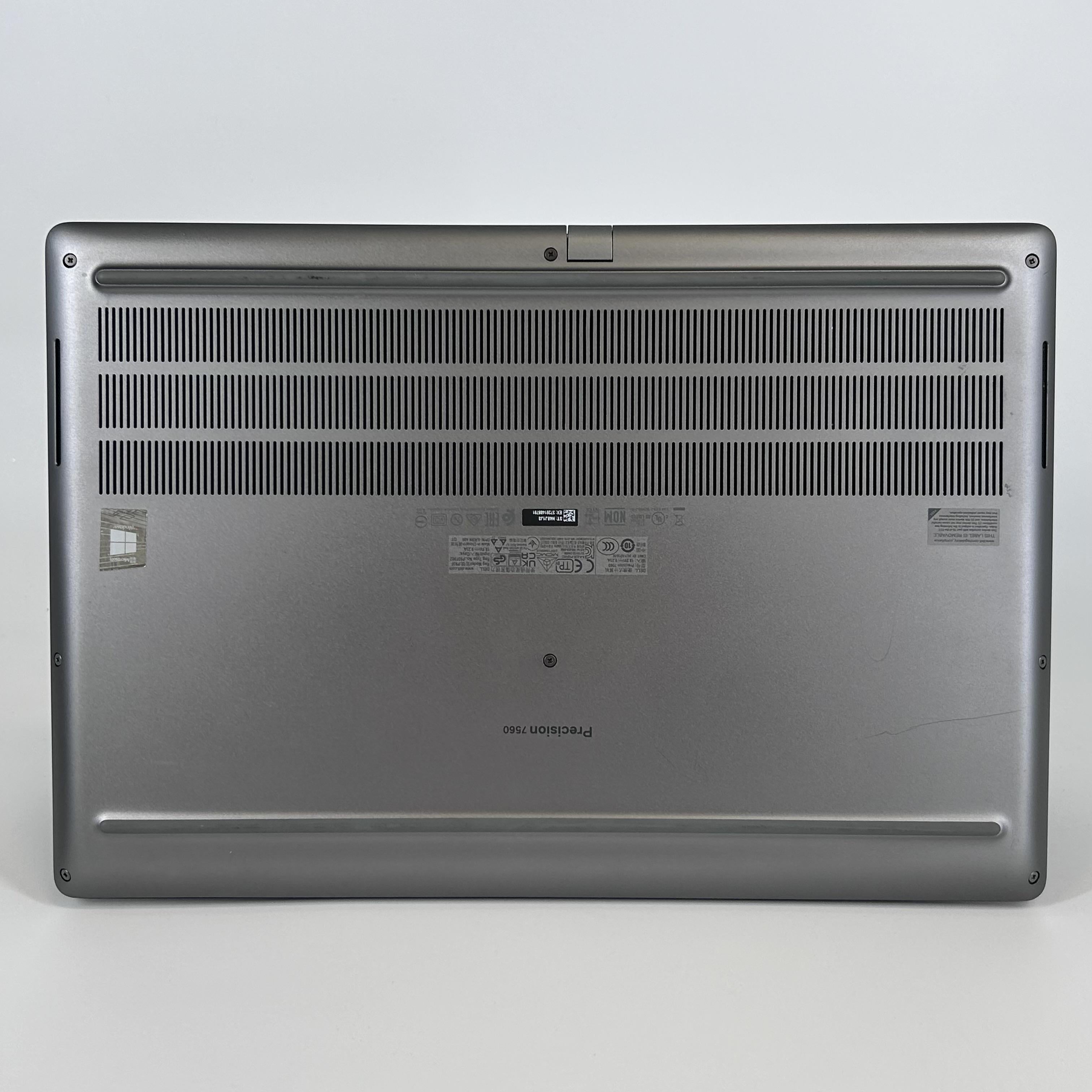 Dell Precision 7560 15.6 Gray 2.6 GHz Intel Core i9 11th Gen. 128GB RAM 2TB Solid State Drive NVIDIA Quadro T1200 4 GB