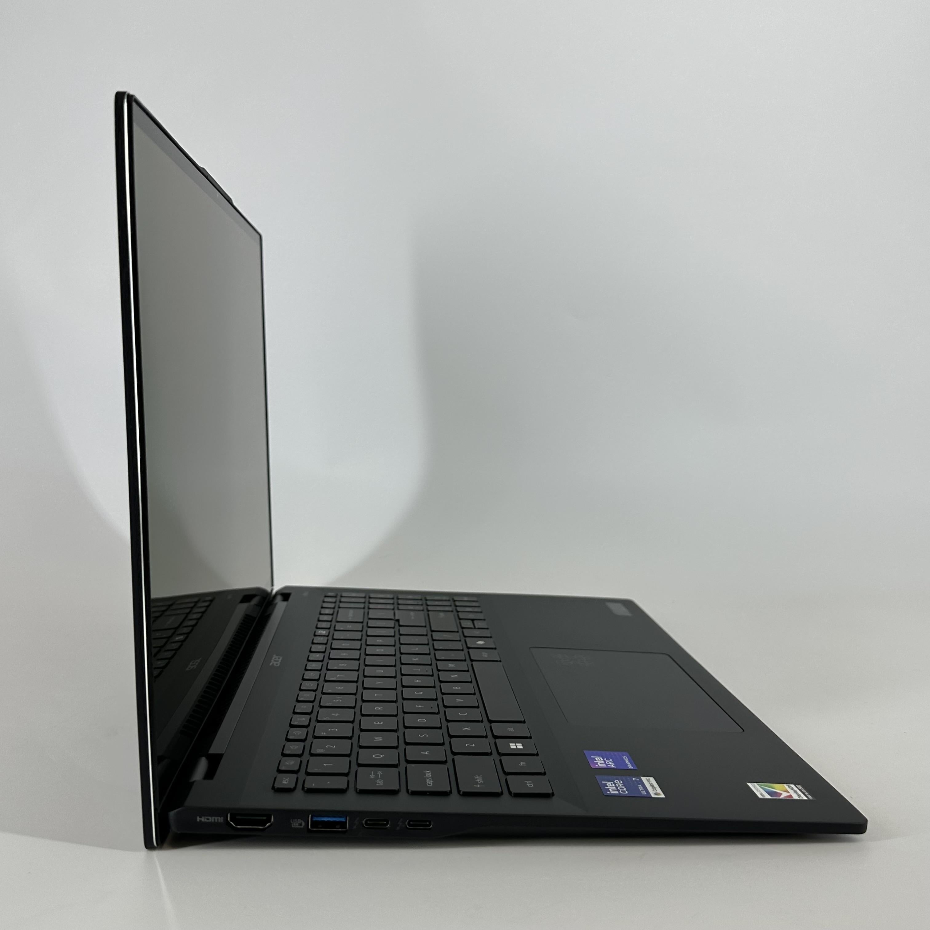 Acer Swift 16 AI Black 2.2 GHz Intel Core Ultra 7 Series 2 16GB RAM 1TB Solid State Drive