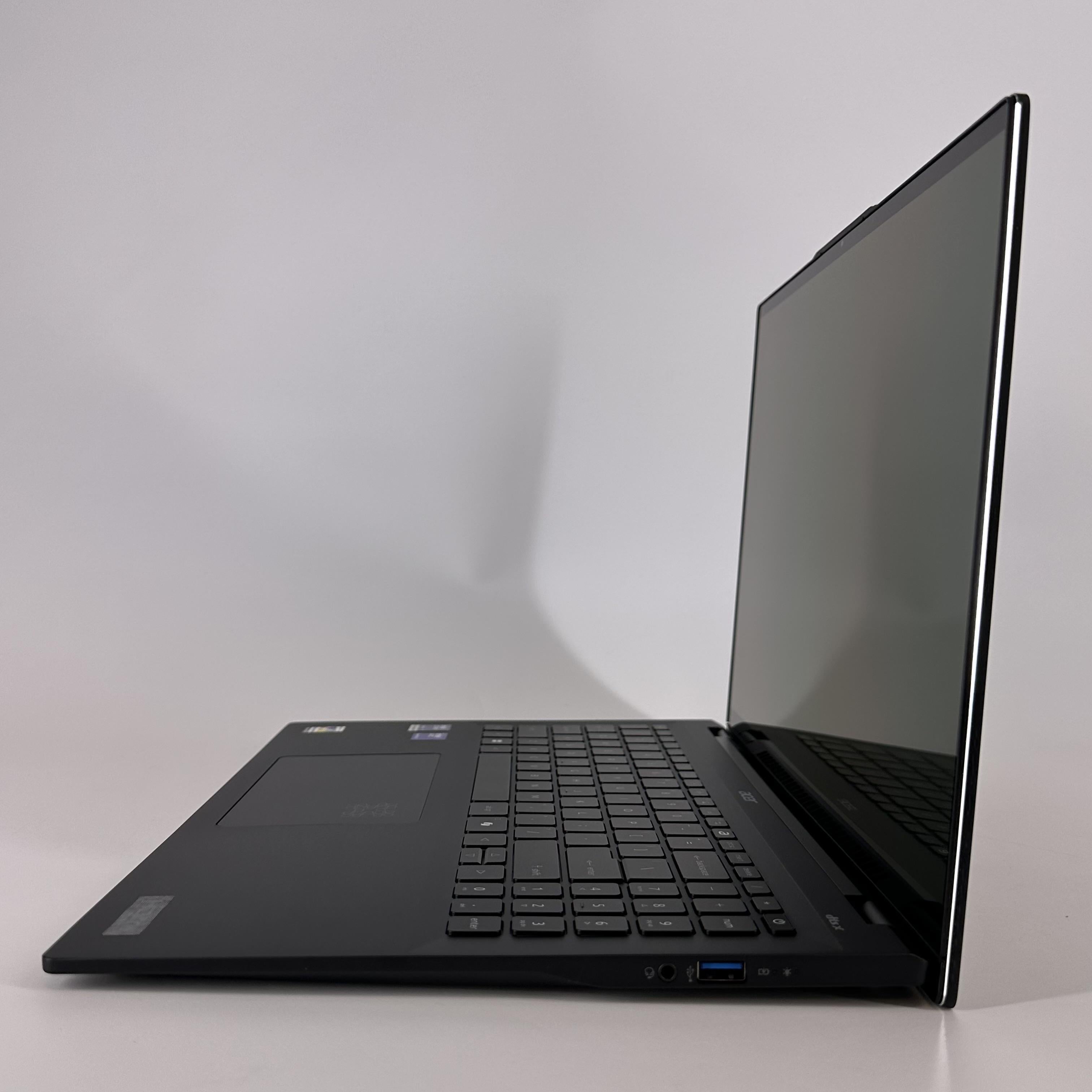 Acer Swift 16 AI Black 2.2 GHz Intel Core Ultra 7 Series 2 16GB RAM 1TB Solid State Drive