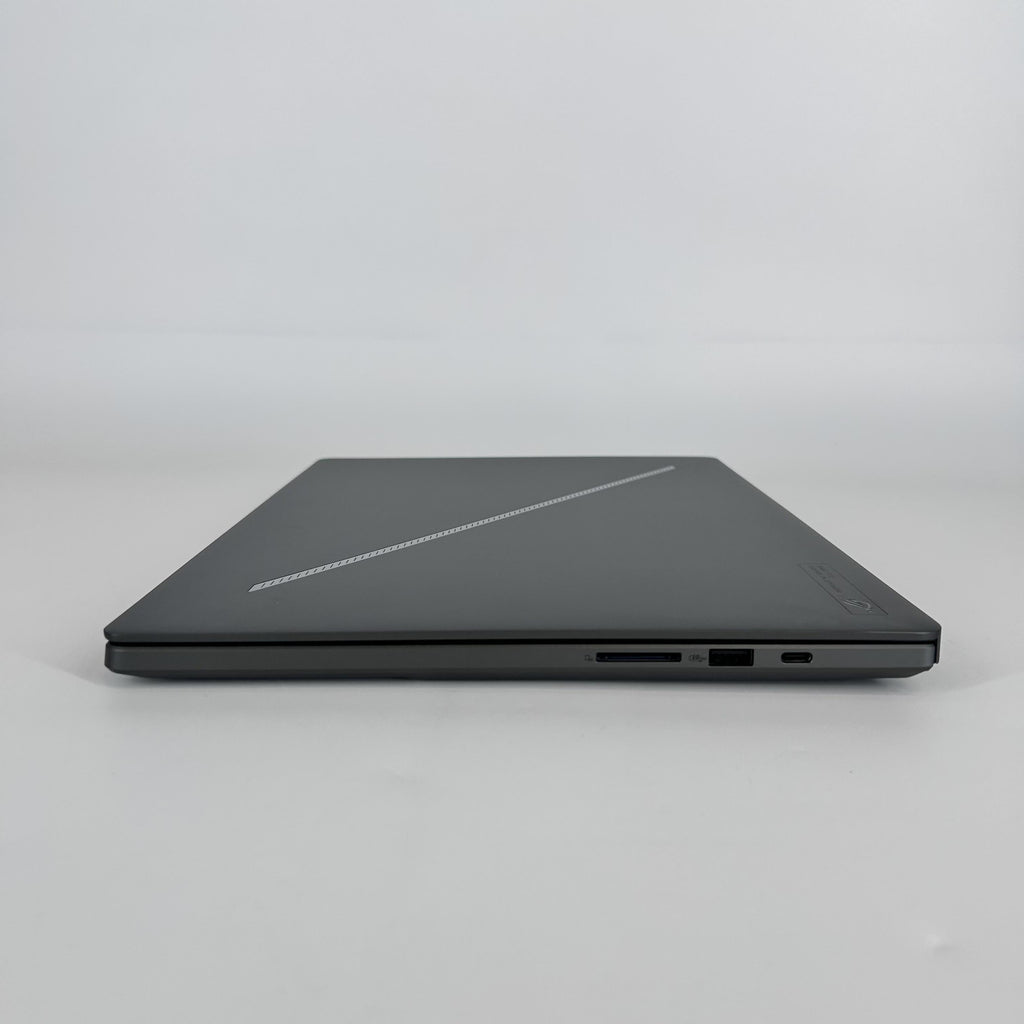 Asus ROG Zephyrus G16 GU605 16 Black 2.9 GHz Intel Core Ultra 9 Series 2 32GB RAM 2TB Solid State Drive NVIDIA GeForce RTX 5080 16 GB