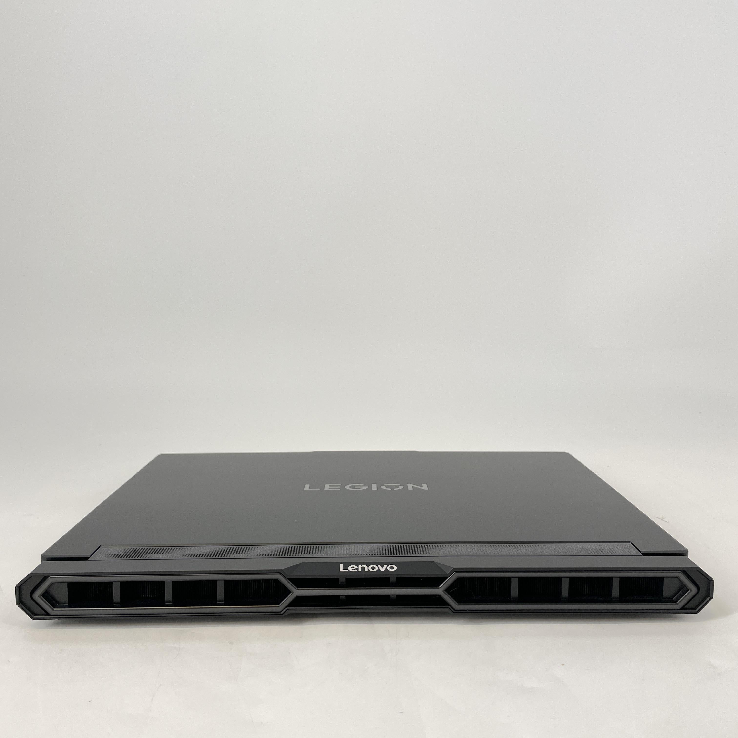 Lenovo Legion Pro 7i Gen 10 16 Black 2.7 GHz Intel Core Ultra 9 Series 2 64GB RAM 4TB Solid State Drive None Solid State Drive NVIDIA GeForce RTX 5080 16 GB