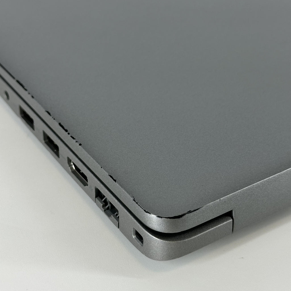 Dell Latitude 5540 15.6 Gray 1.7 GHz Intel Core i7 13th Gen. 16GB RAM 512GB Solid State Drive