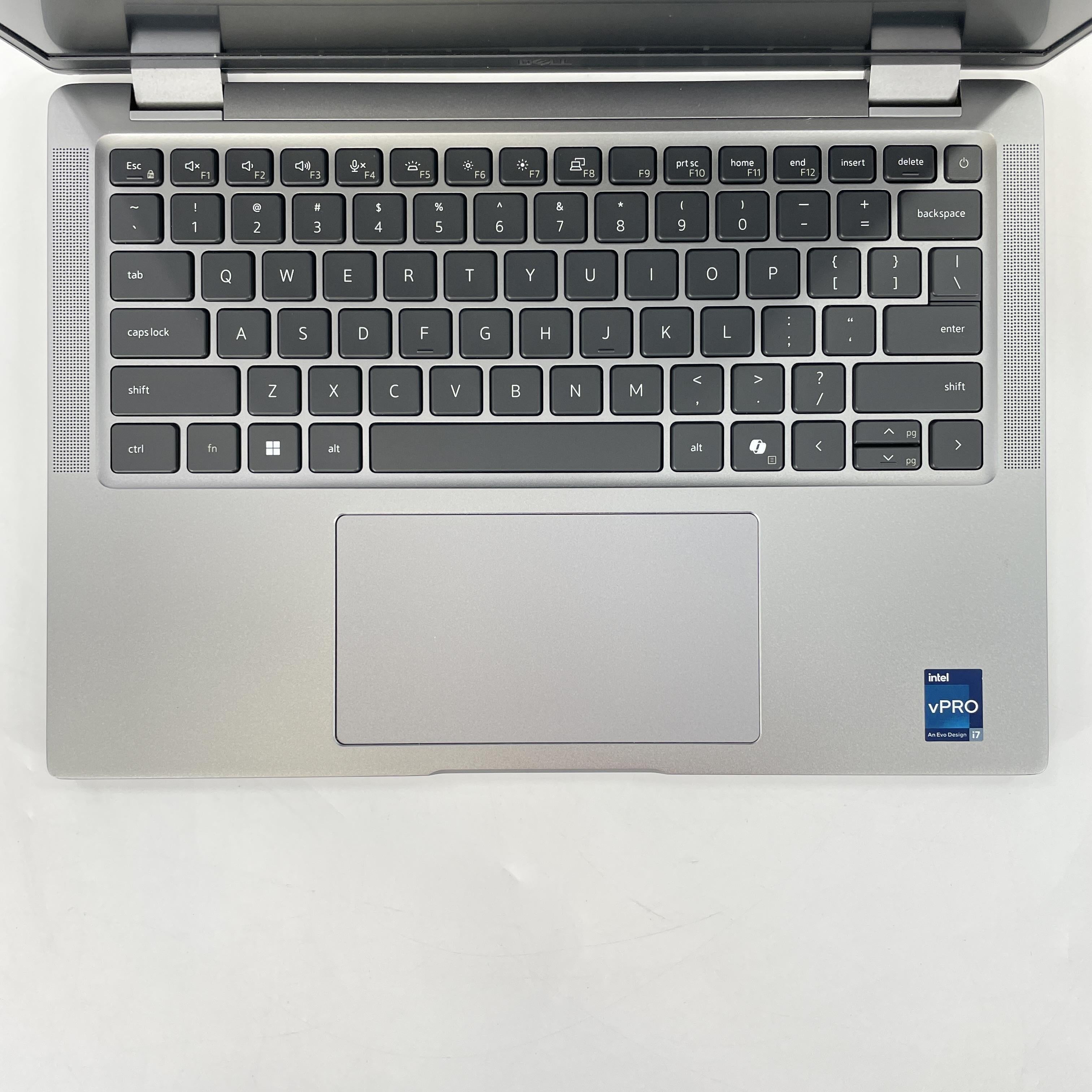 Dell Latitude 7440 14 Gray 1.9 GHz Intel Core i7 13th Gen. 32GB RAM 256GB Solid State Drive