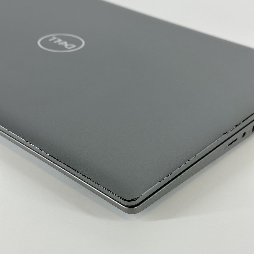 Dell Latitude 5540 15.6 Gray 1.7 GHz Intel Core i7 13th Gen. 16GB RAM 512GB Solid State Drive