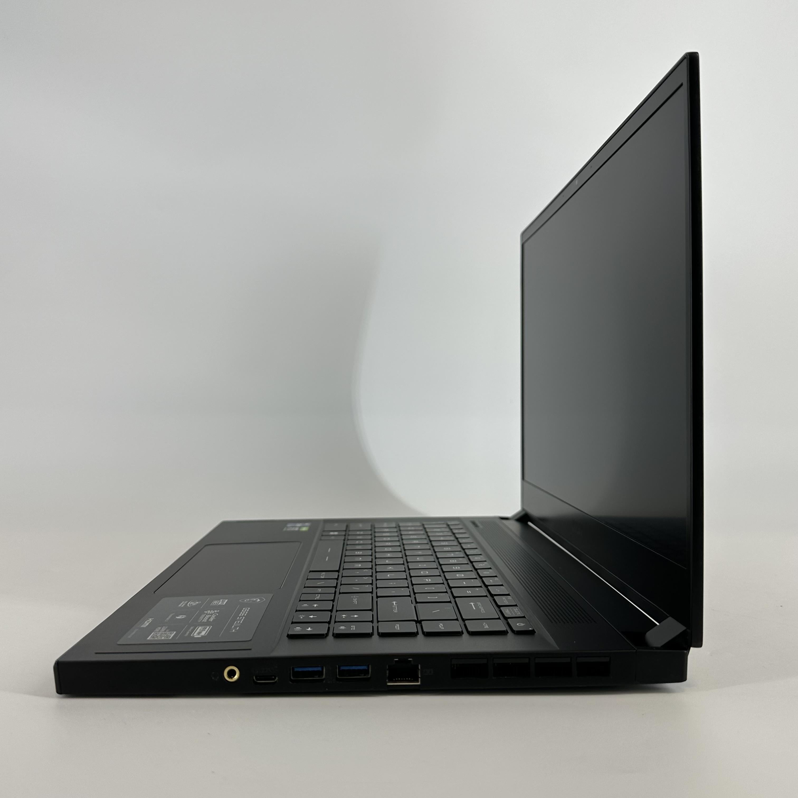 MSI Stealth GS66 15.6 Black 2.5 GHz Intel Core i9 11th Gen. 32GB RAM 1TB Solid State Drive NVIDIA GeForce RTX 3080 16 GB