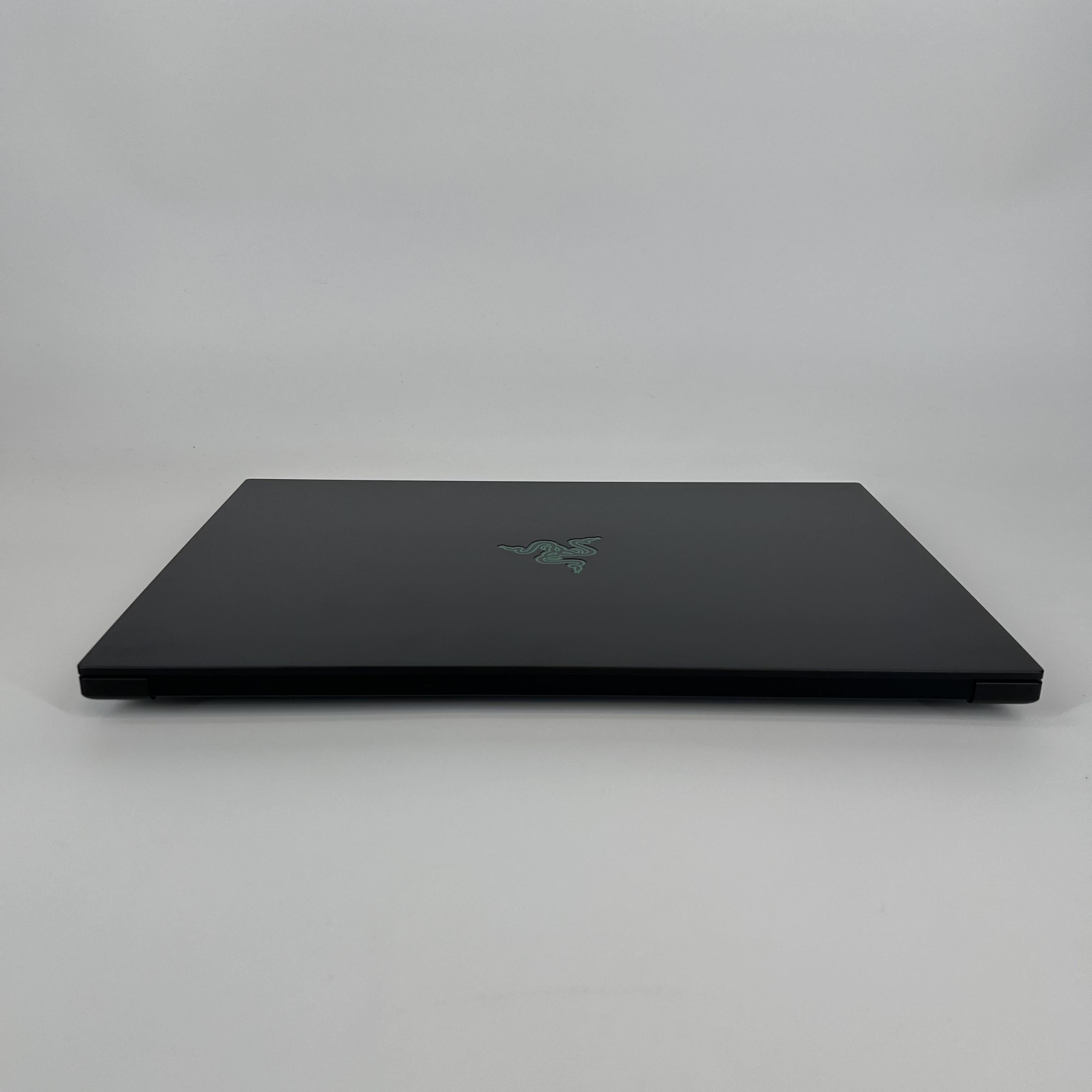 Razer Blade 16 2025 Black 2.0 GHz AMD Ryzen AI 9 HX 370 64GB RAM 2TB Solid State Drive 2TB Solid State Drive NVIDIA GeForce RTX 5090 24 GB
