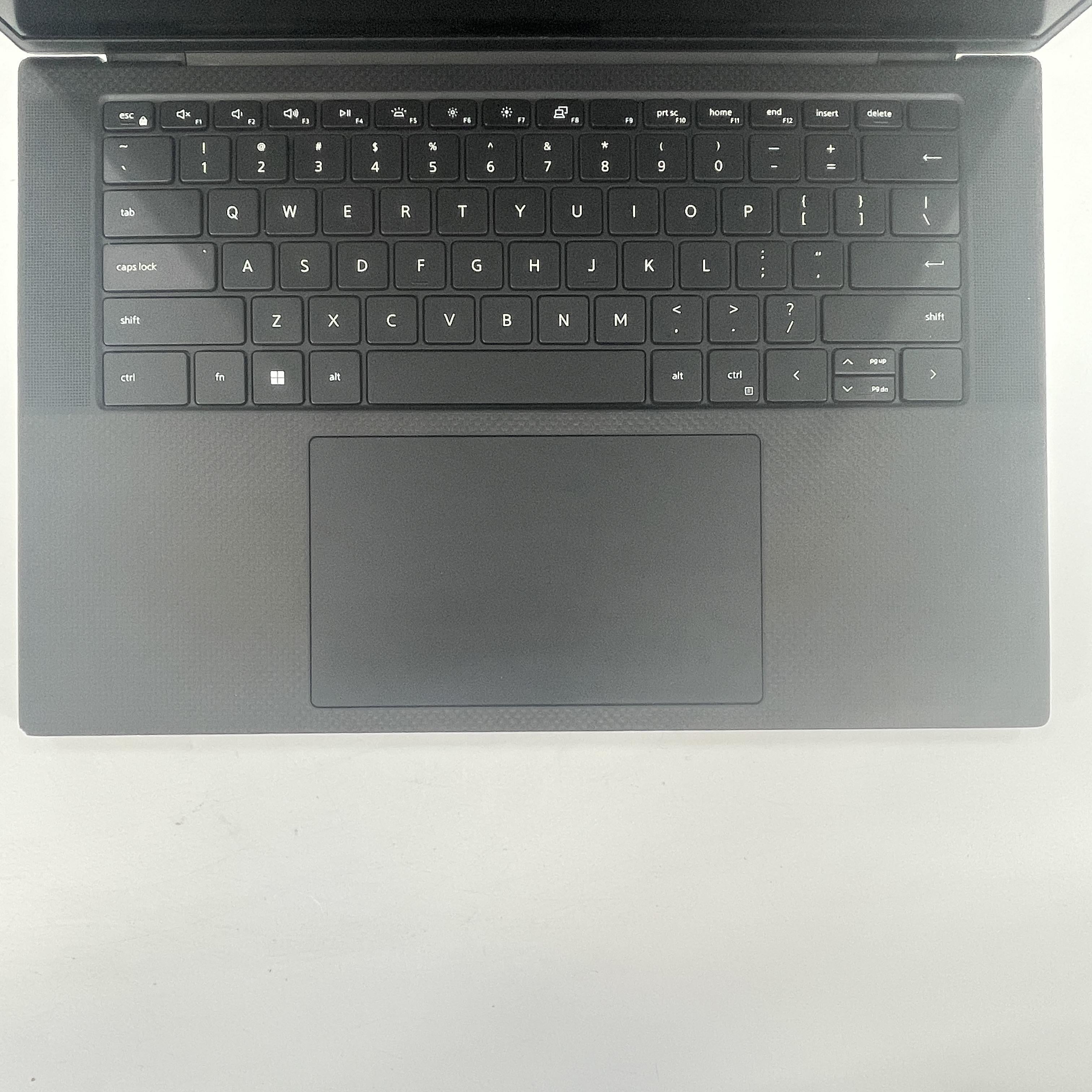 Dell XPS 15 9530 Silver 2.4 GHz Intel Core i7 13th Gen. 32GB RAM 512GB Solid State Drive Intel Arc A370M 4 GB